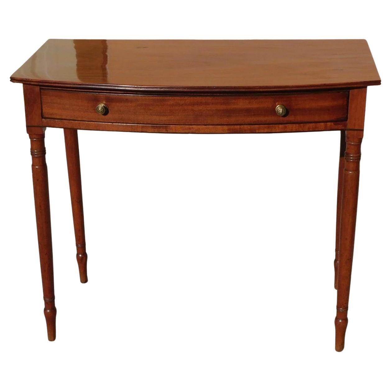 Écritoire à un tiroir en acajou américain avec pieds annelés bulbeux 1815