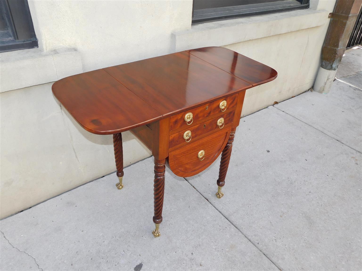 American Mahogany Drop Leaf Barley Twist Work Table with Orig. Brasses, C. 1815 In Excellent Condition For Sale In Hollywood, SC