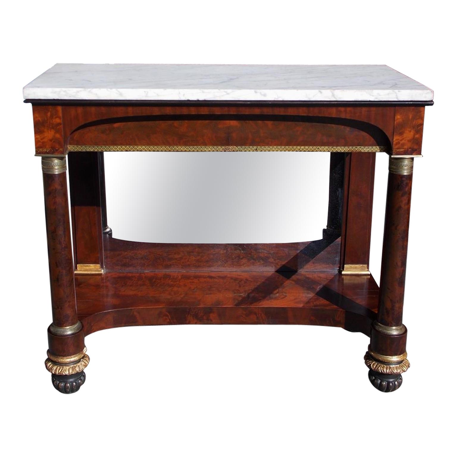 Consolle americana in mogano con piano in marmo e ormolatura dorata, NY, 1815 ca.