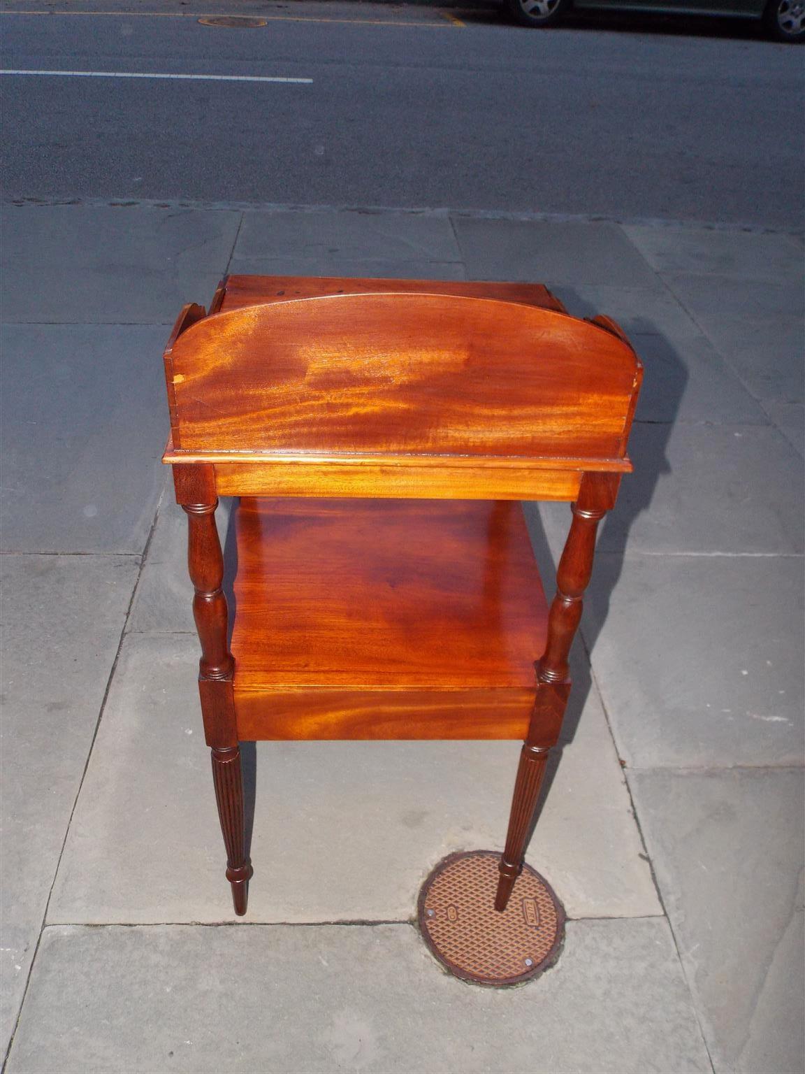 Brass American Mahogany Sheraton One Drawer Wash Stand with Reeded Legs, Circa 1810