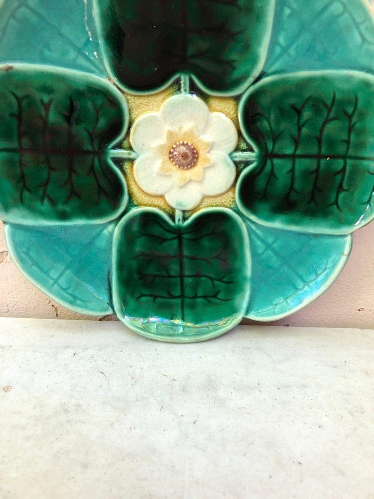 American Classical American Majolica Water Lily Plate Etruscan Circa 1890 For Sale