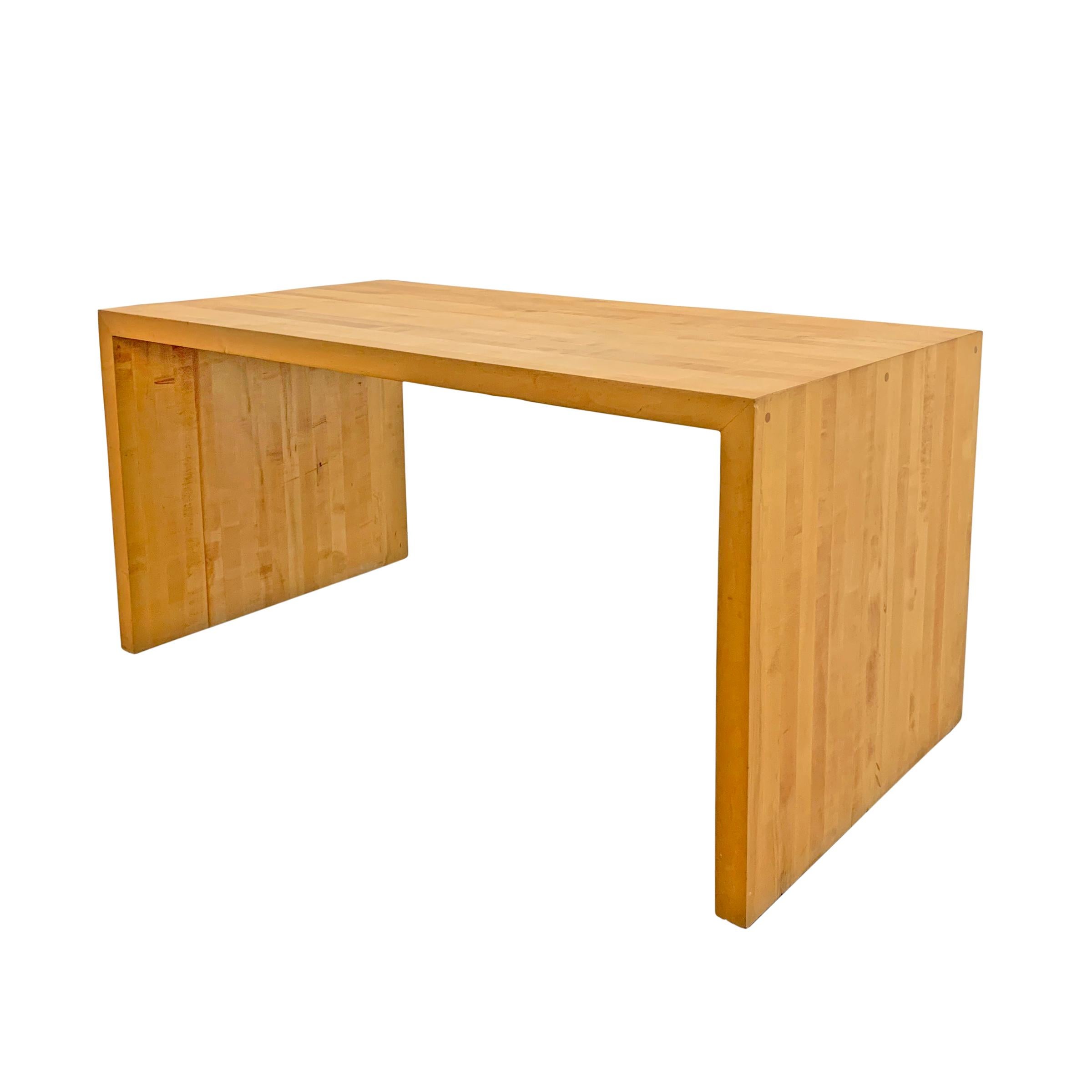 American Maple Butcher Block Parsons Table In Good Condition For Sale In Chicago, IL
