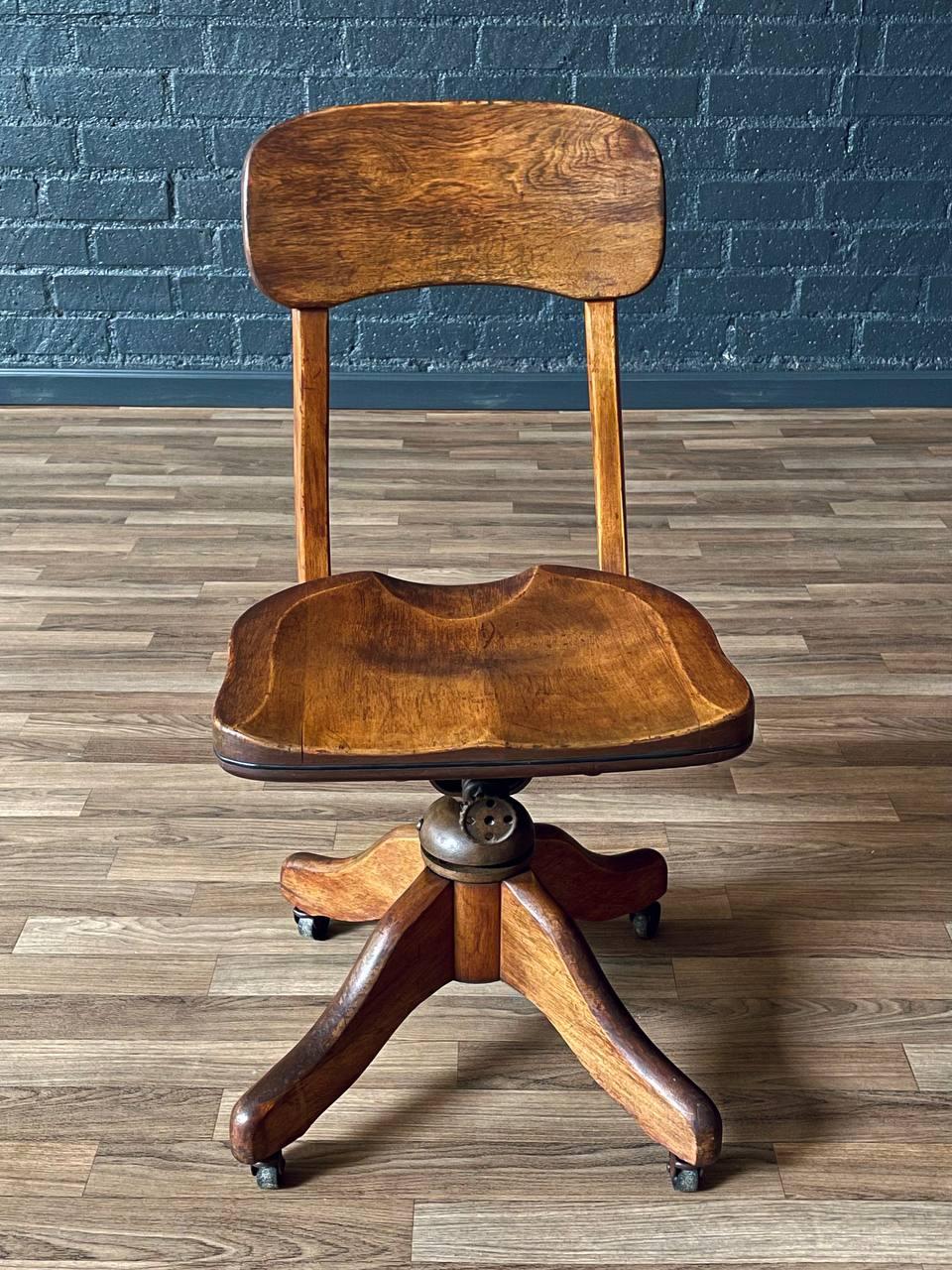 Metal American Maple Swivel Banker’s or Typist Office Chair For Sale