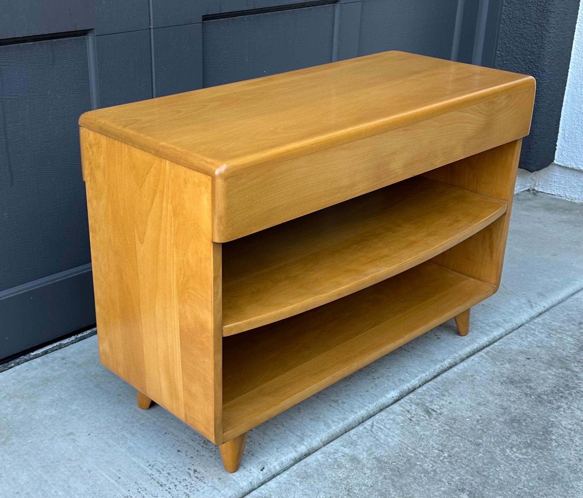 American MCM Bookcase / End Table with Drawer by Heywood Wakefield For Sale 5