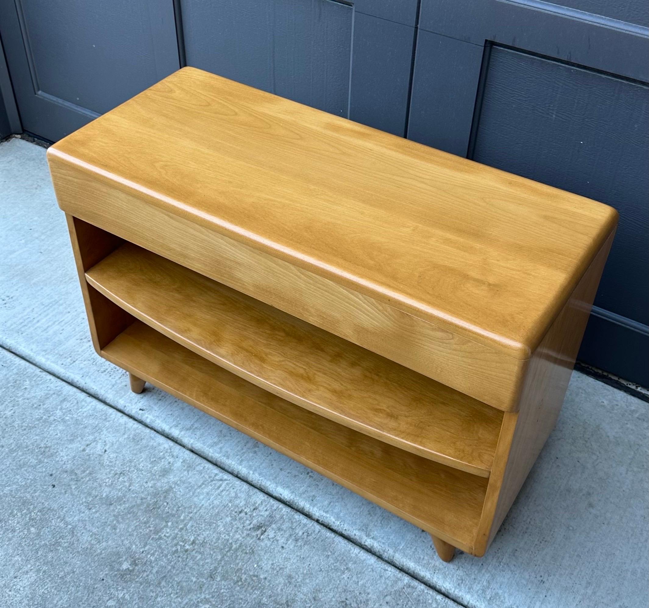American MCM Bookcase / End Table with Drawer by Heywood Wakefield For Sale 3