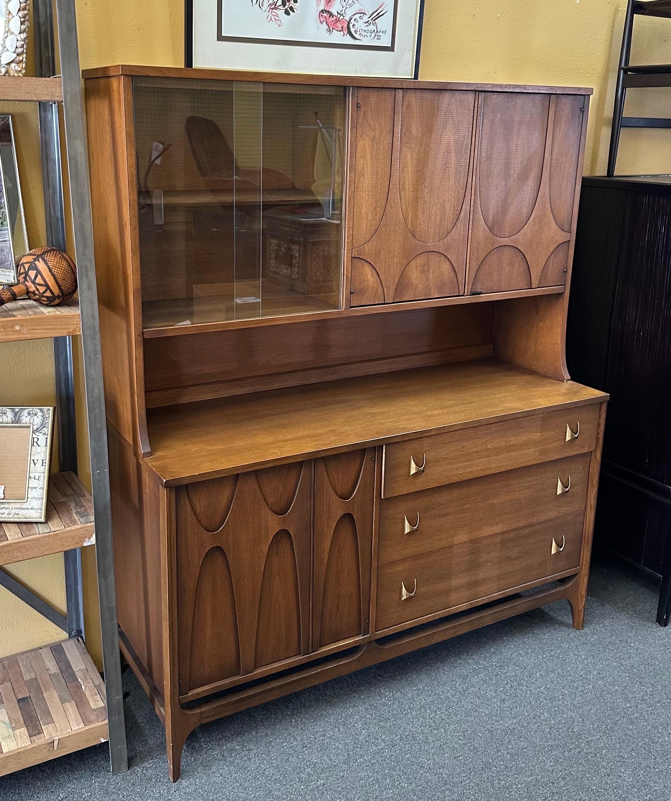 American MCM Walnut Brasilia Collection Sideboard / Credenza / Hutch by Broyhill 6