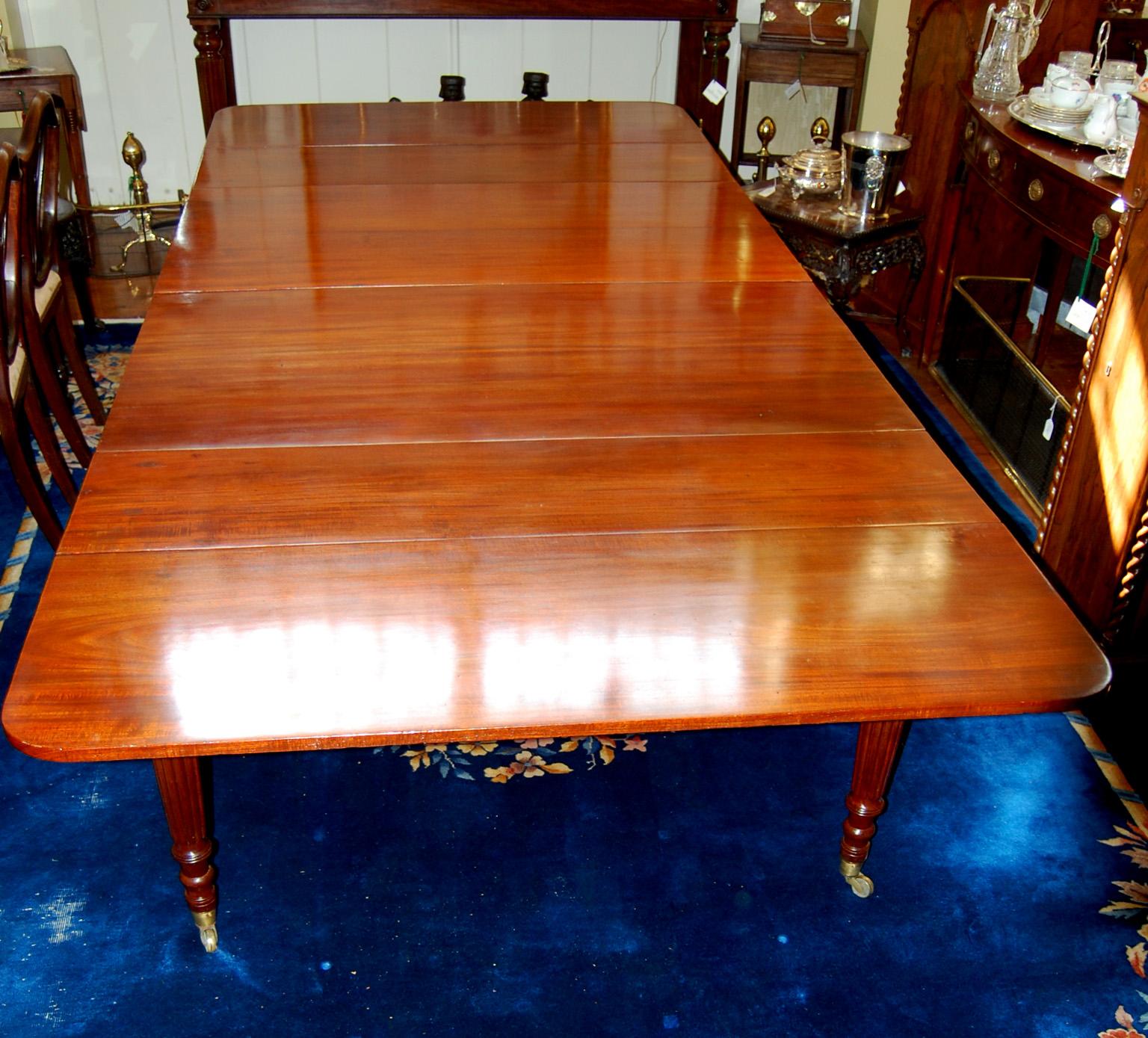 American Mid 19th Century Cornelius Briggs Mahogany Banquet Table with Leaves 2