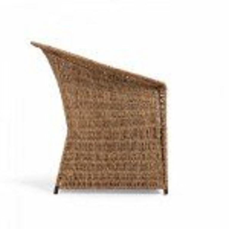 Américain Fauteuil en forme de baignoire en rotin naturel tressé américain du milieu du 20e siècle en vente