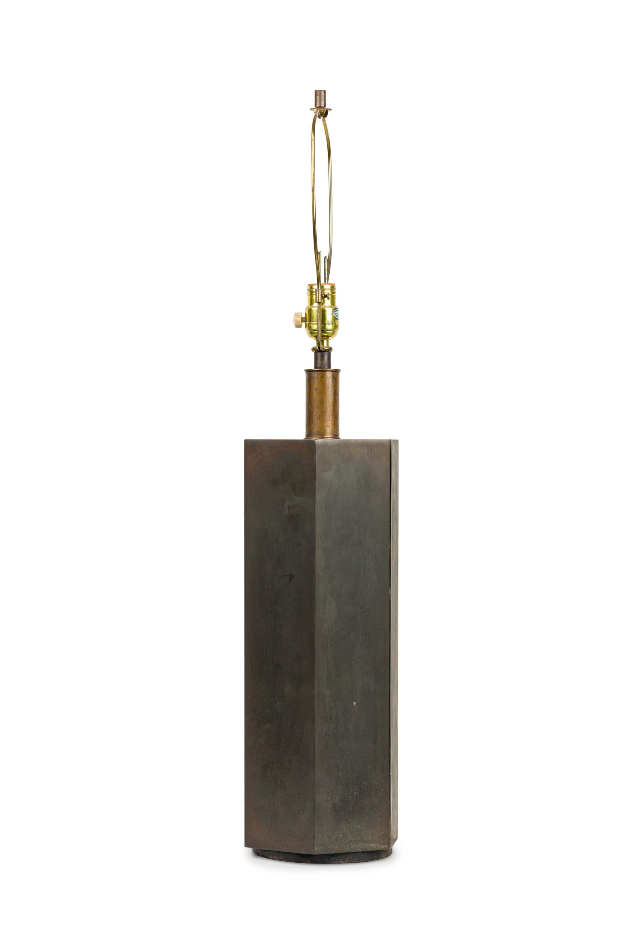 North American American Mid-Century Antique Bronze Hexagonal Column Table Lamp