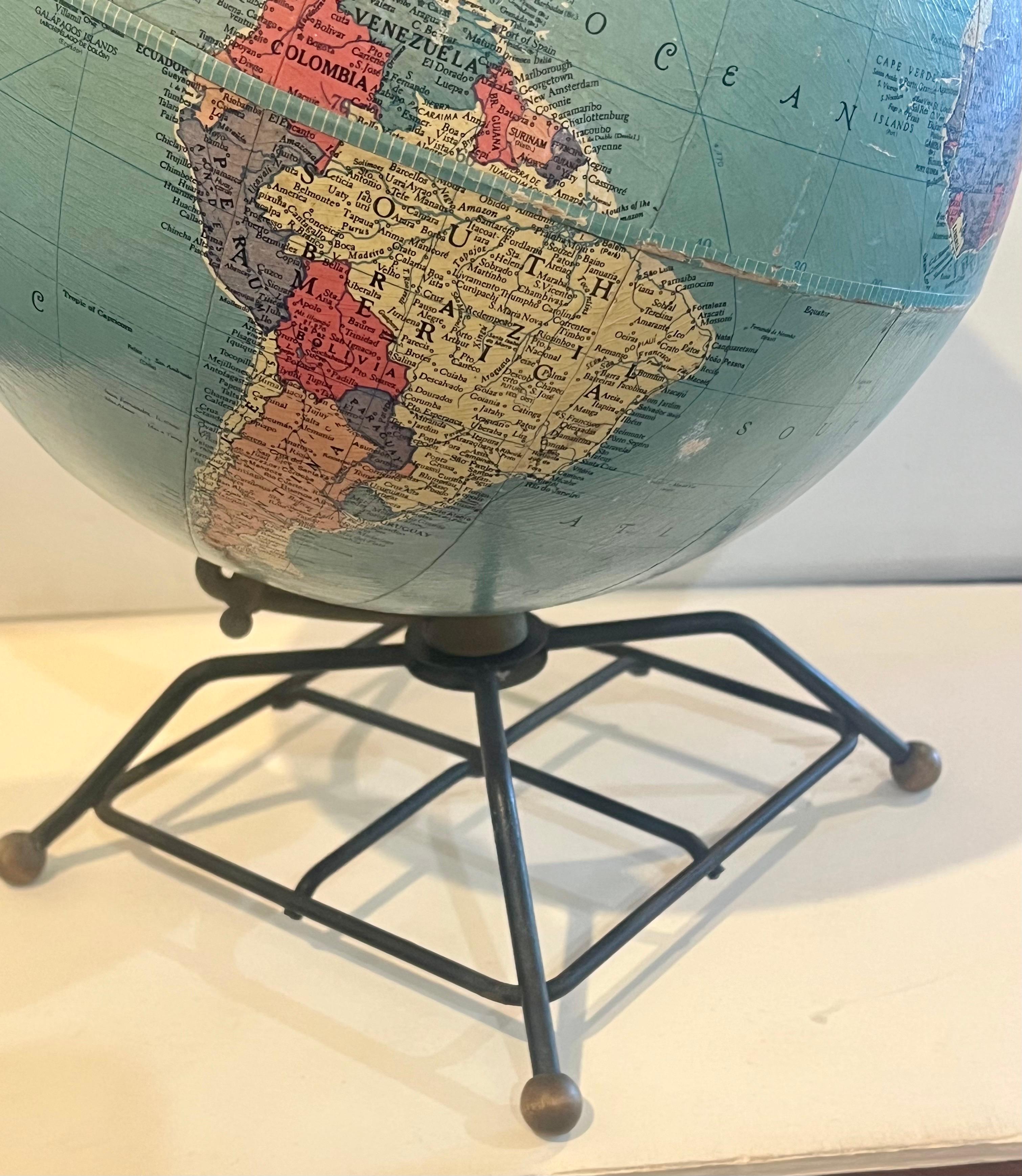 20th Century American Mid Century Atomic Age Vintage 10