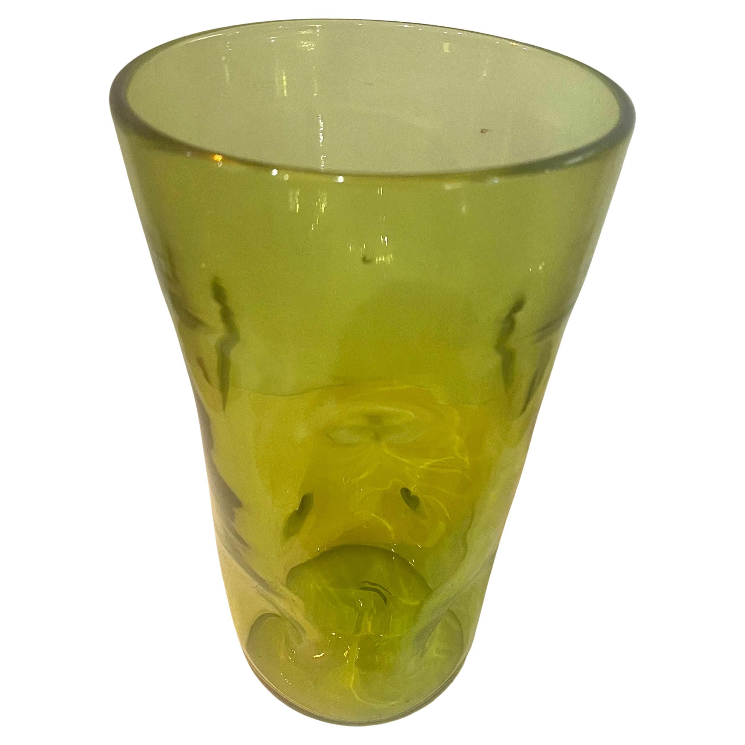 Americano Vaso in vetro soffiato americano di metà secolo di Blenko, anni '70 in vendita