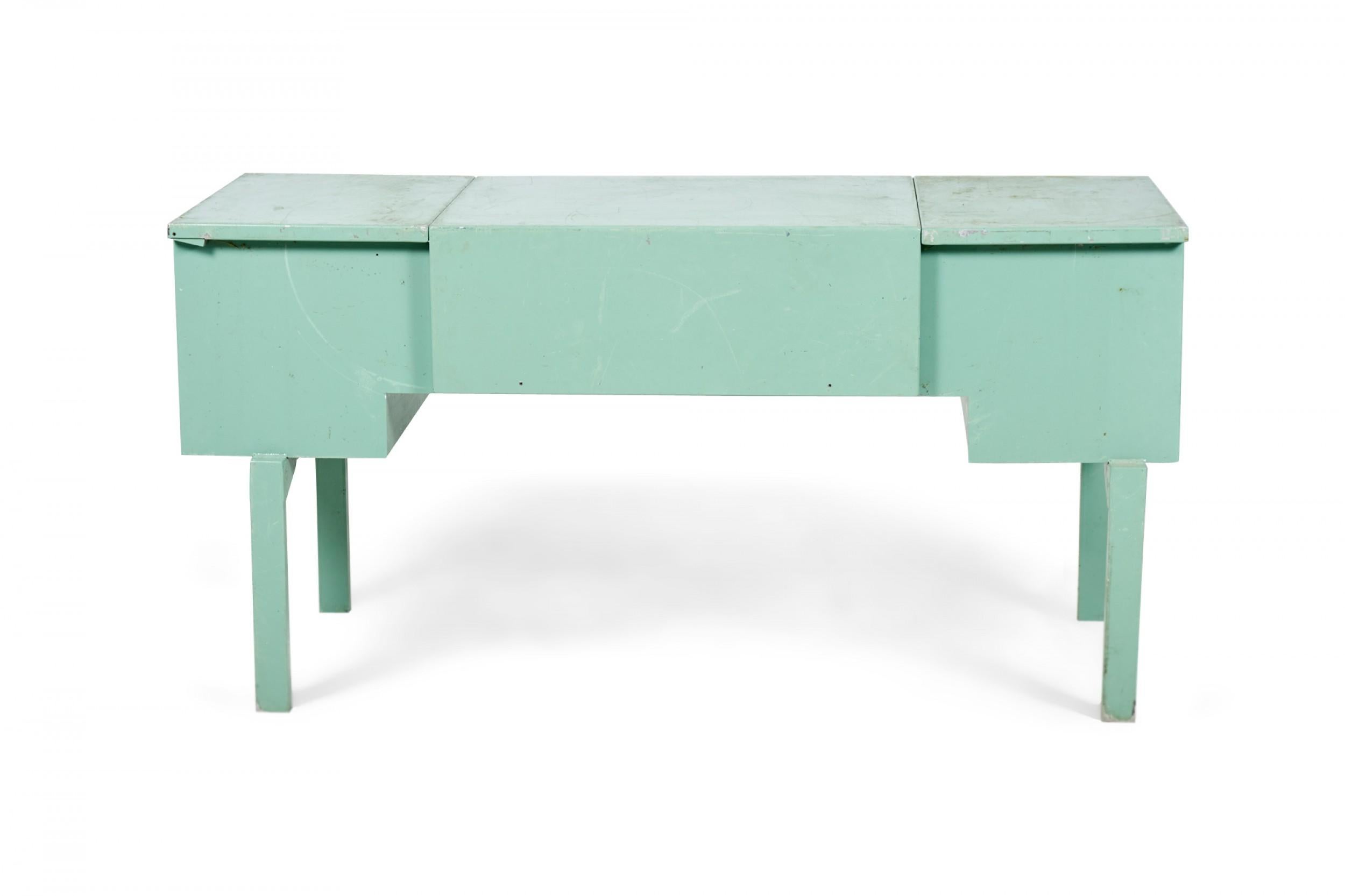 American Mid-Century Blue Coated Aluminum Folding Army Desk In Good Condition In Queens, NY