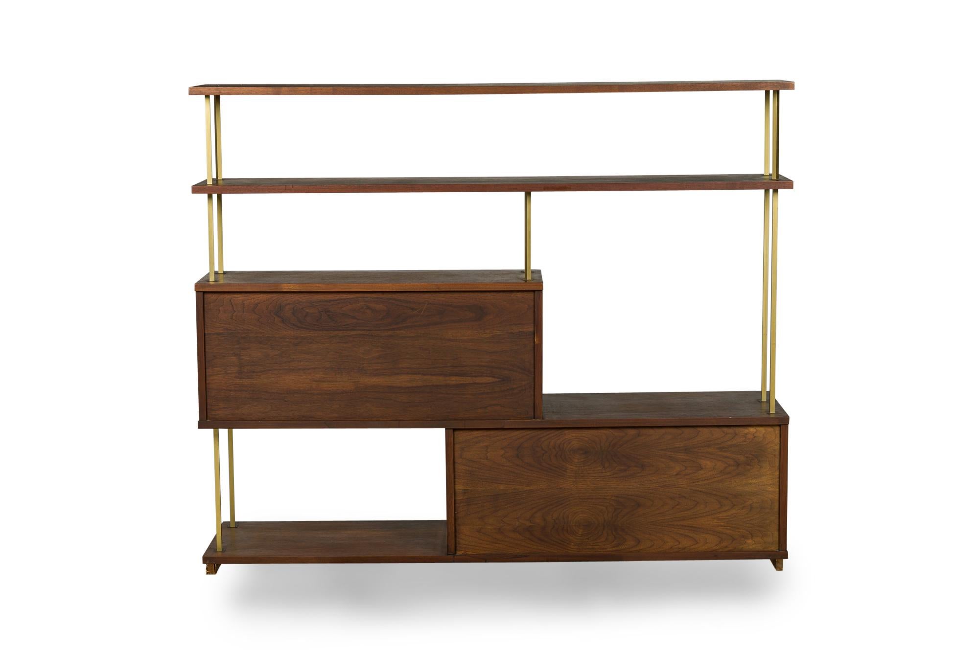 American Mid-Century brass and walnut etegere In Good Condition For Sale In Queens, NY