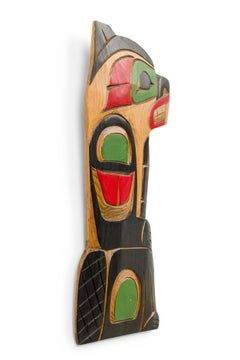 American Mid-Century Carved And Painted Kwakiutl Wall Plaque of a Beaver