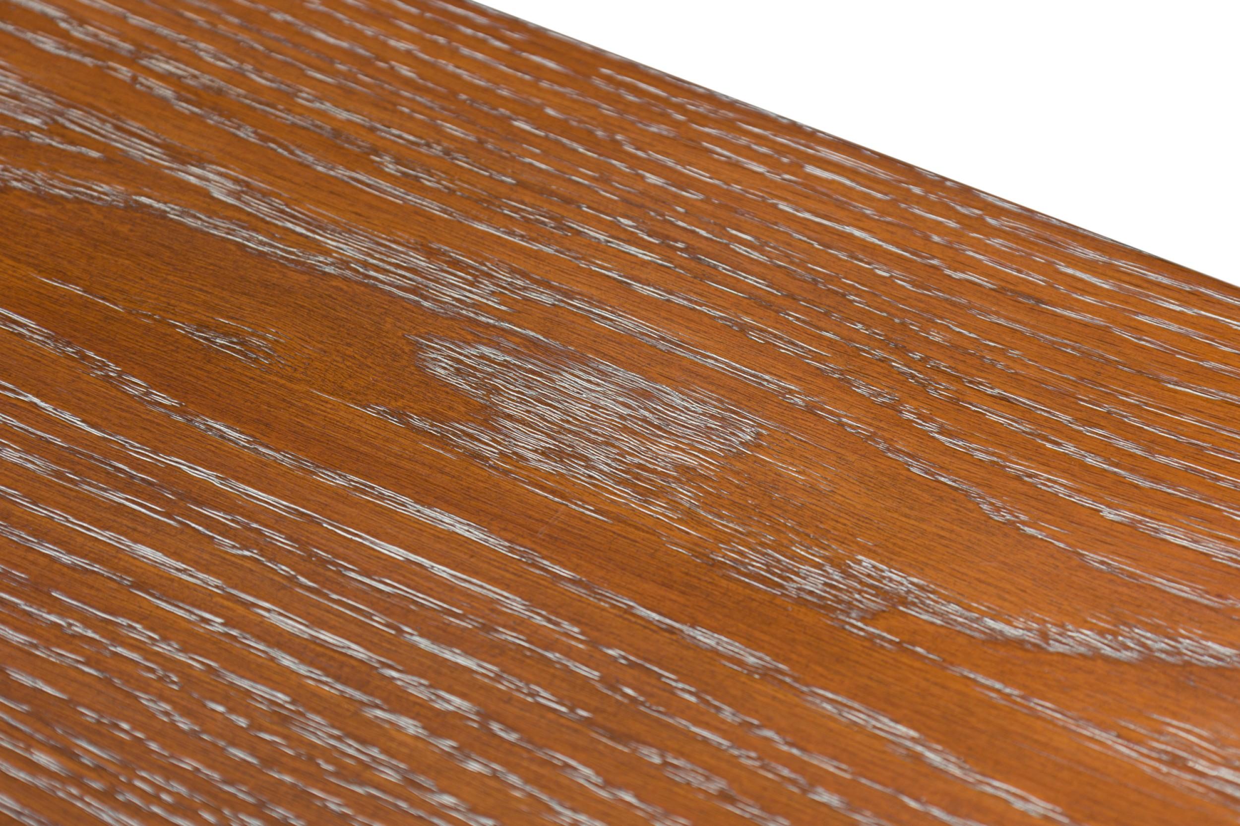 Credenza americana de cuatro cajones de roble cerúleo de mediados de siglo siglo XX en venta