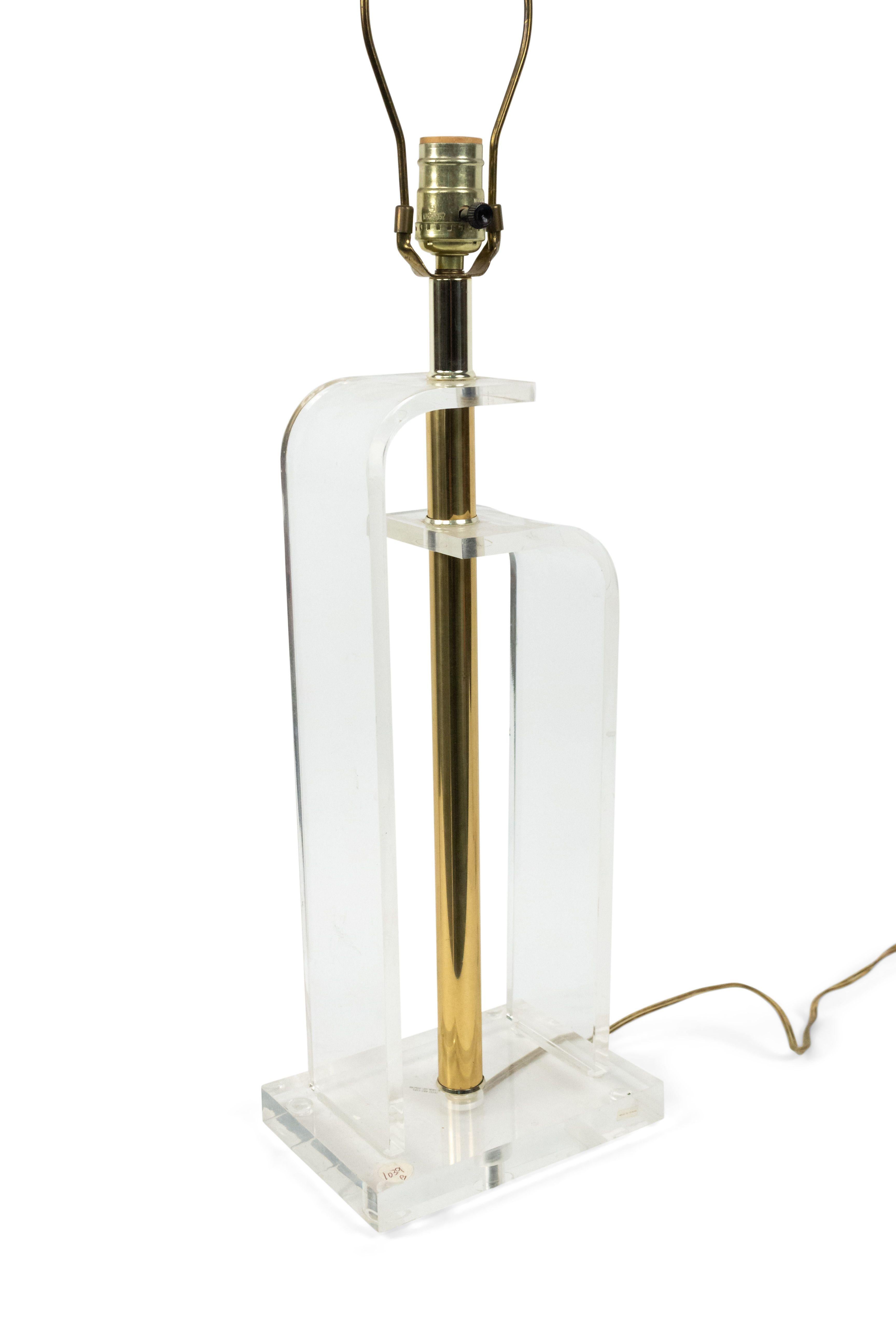 American Midcentury Chrome and Lucite Table Lamp For Sale 3