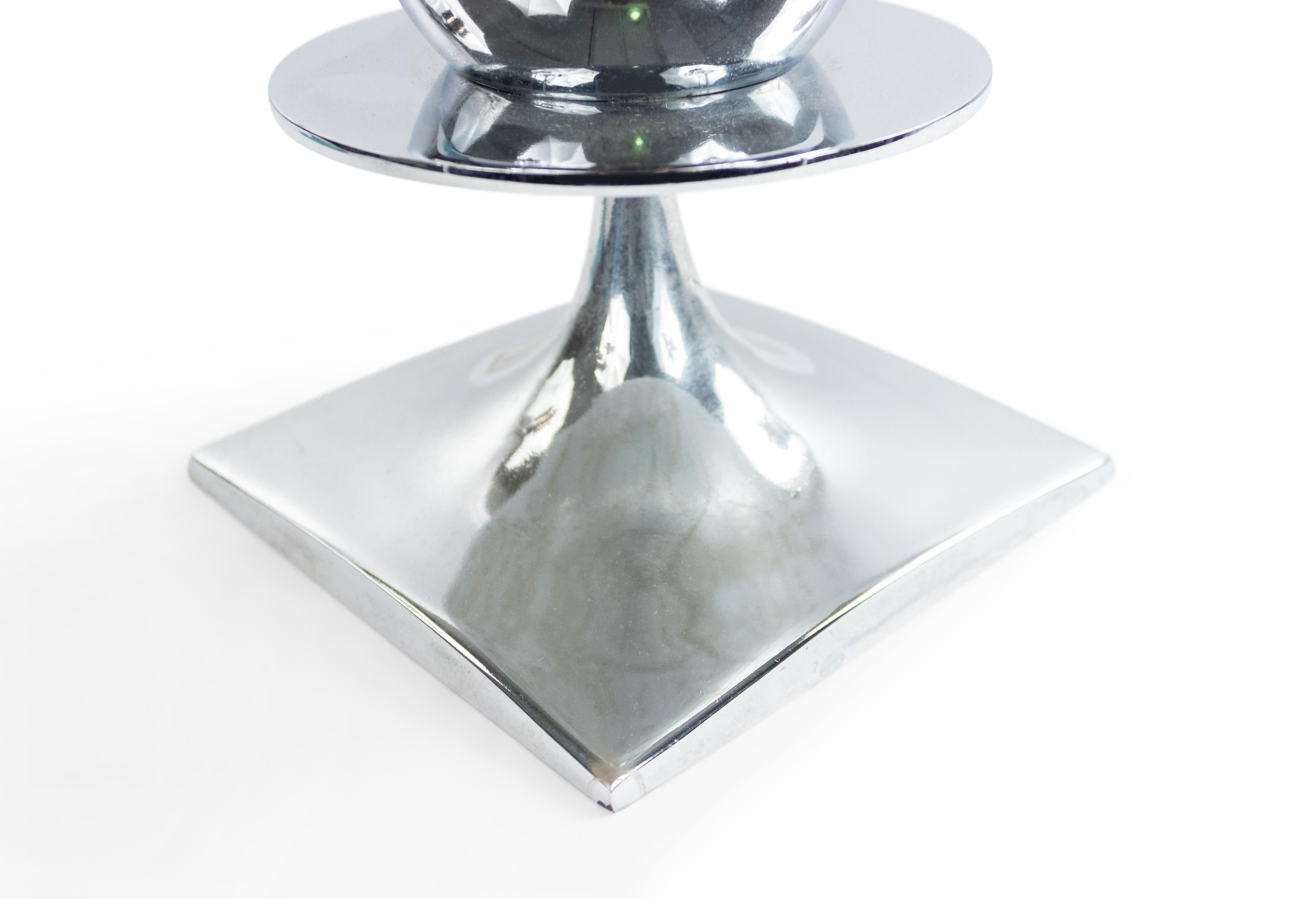 American Midcentury Chrome Table Lamp Bon état - En vente à New York, NY
