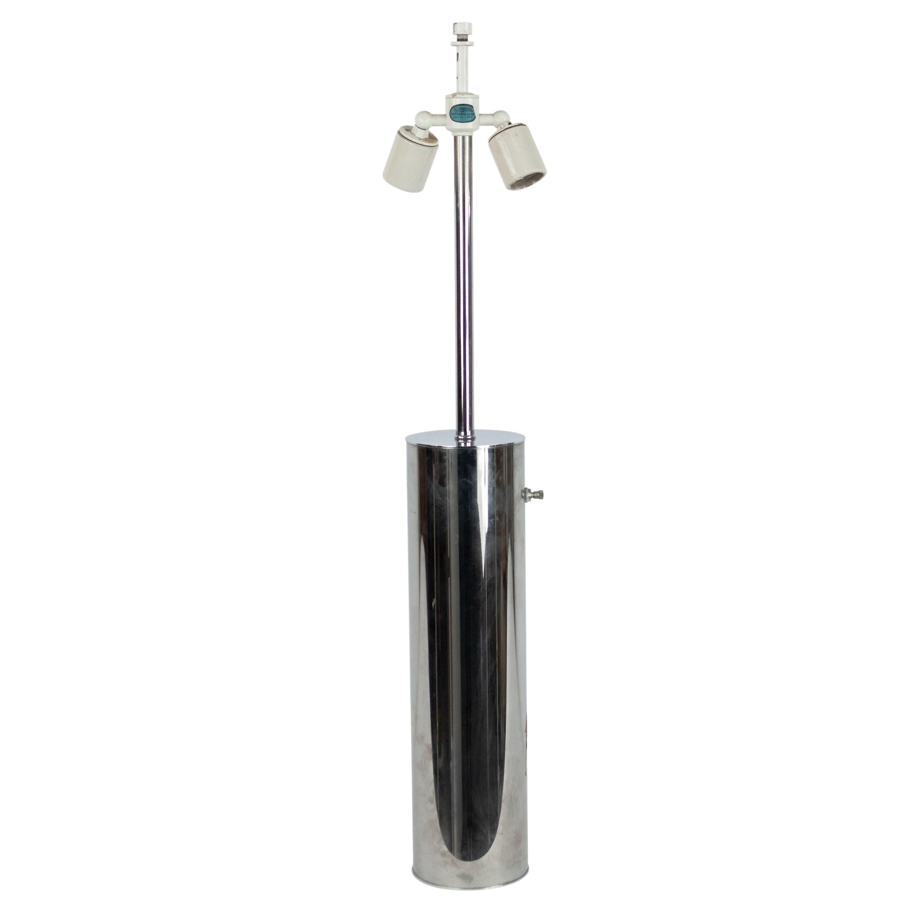 Lampe de table chromée américaine du milieu du siècle