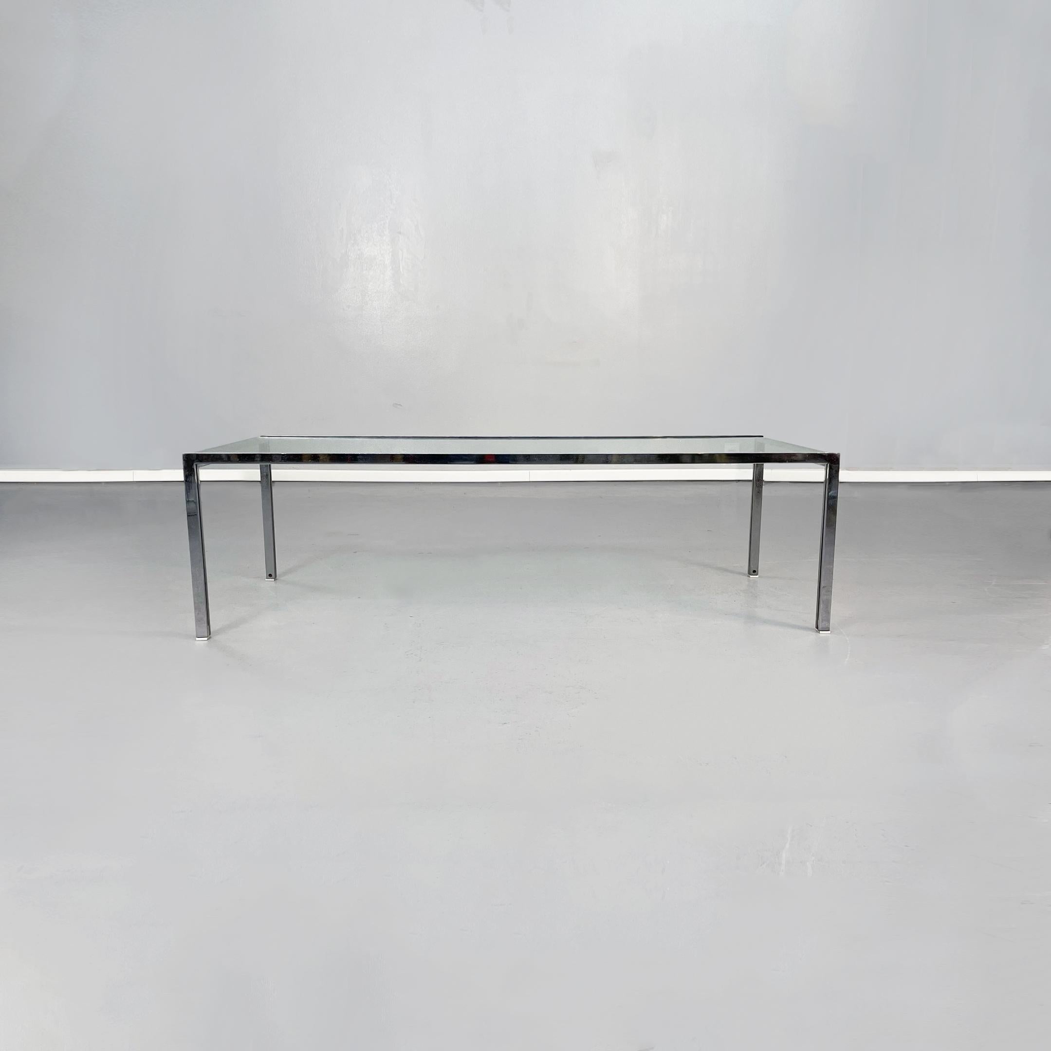 American mid-century glass and steel Luar coffee table by Ross Littell, 1970s. 
Luar coffee table with rectangular light blue glass top resting on the steel structure. The legs have a groove.
Designed by Ross Littell in 1970s.
Very good