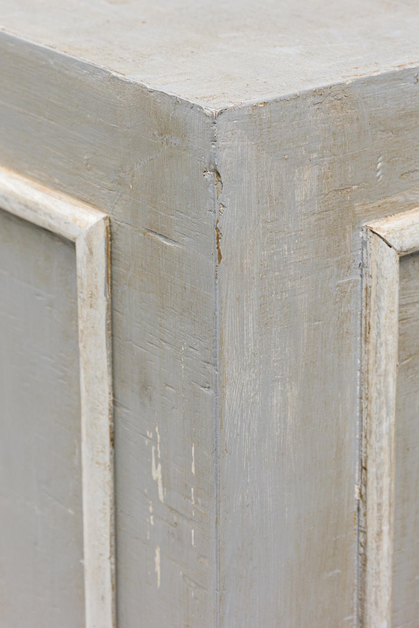 20th Century American Mid-Century Grey Painted Pedestal For Sale