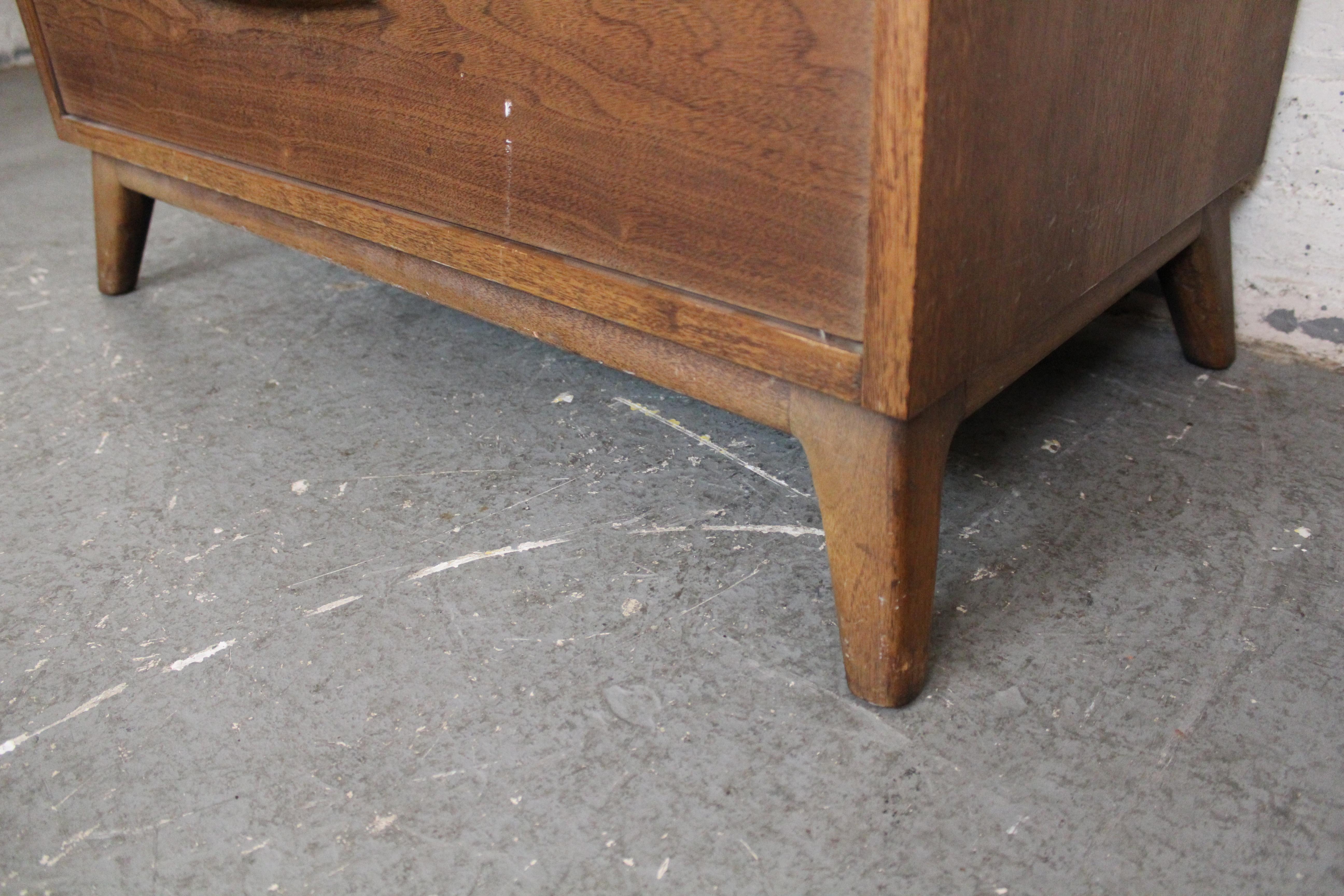American Mid-Century Highboy Dresser by Heritage Henredon 6