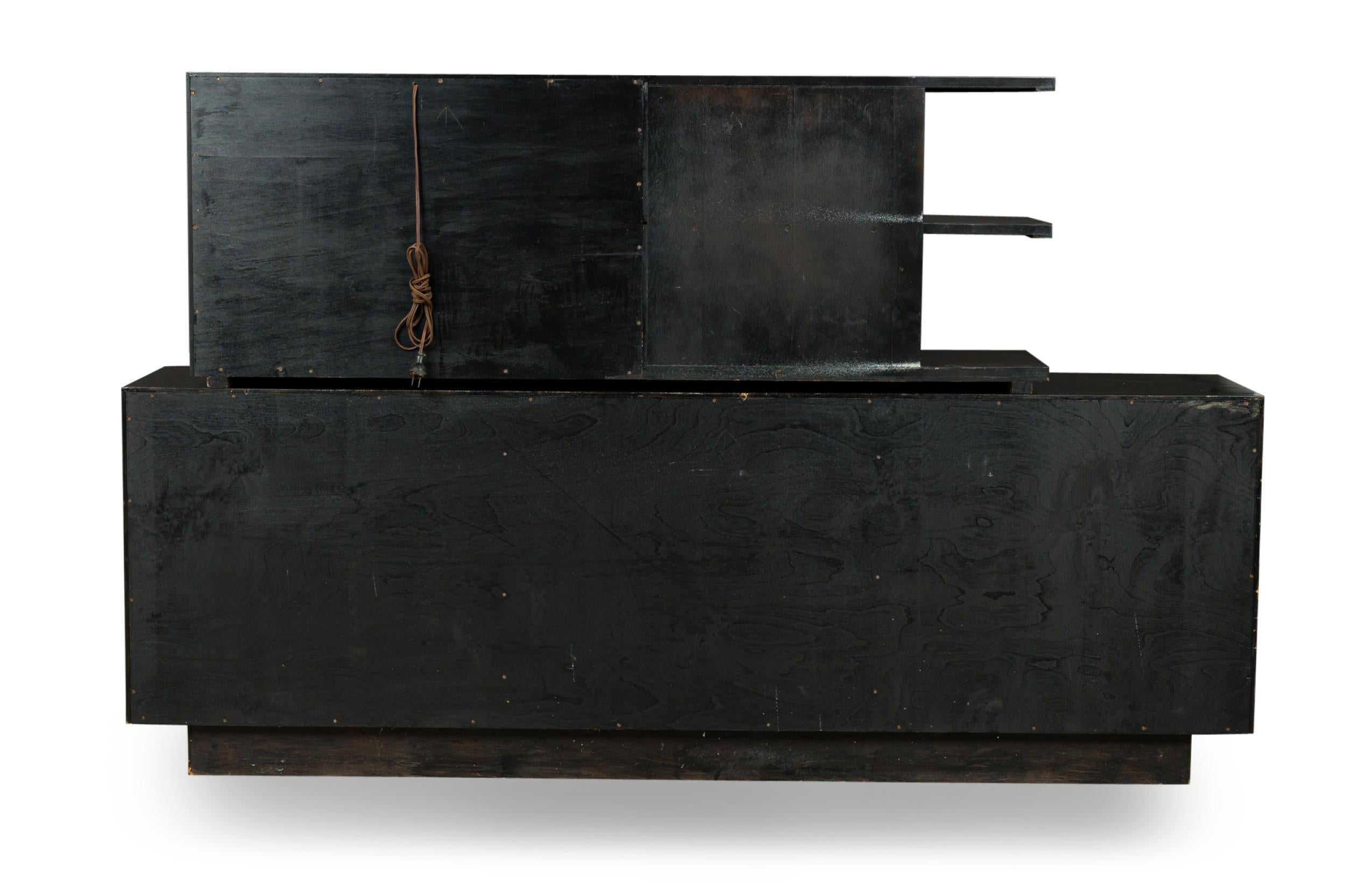 American Mid-Century James Mont Black Lacquer Sideboard In Good Condition For Sale In New York, NY
