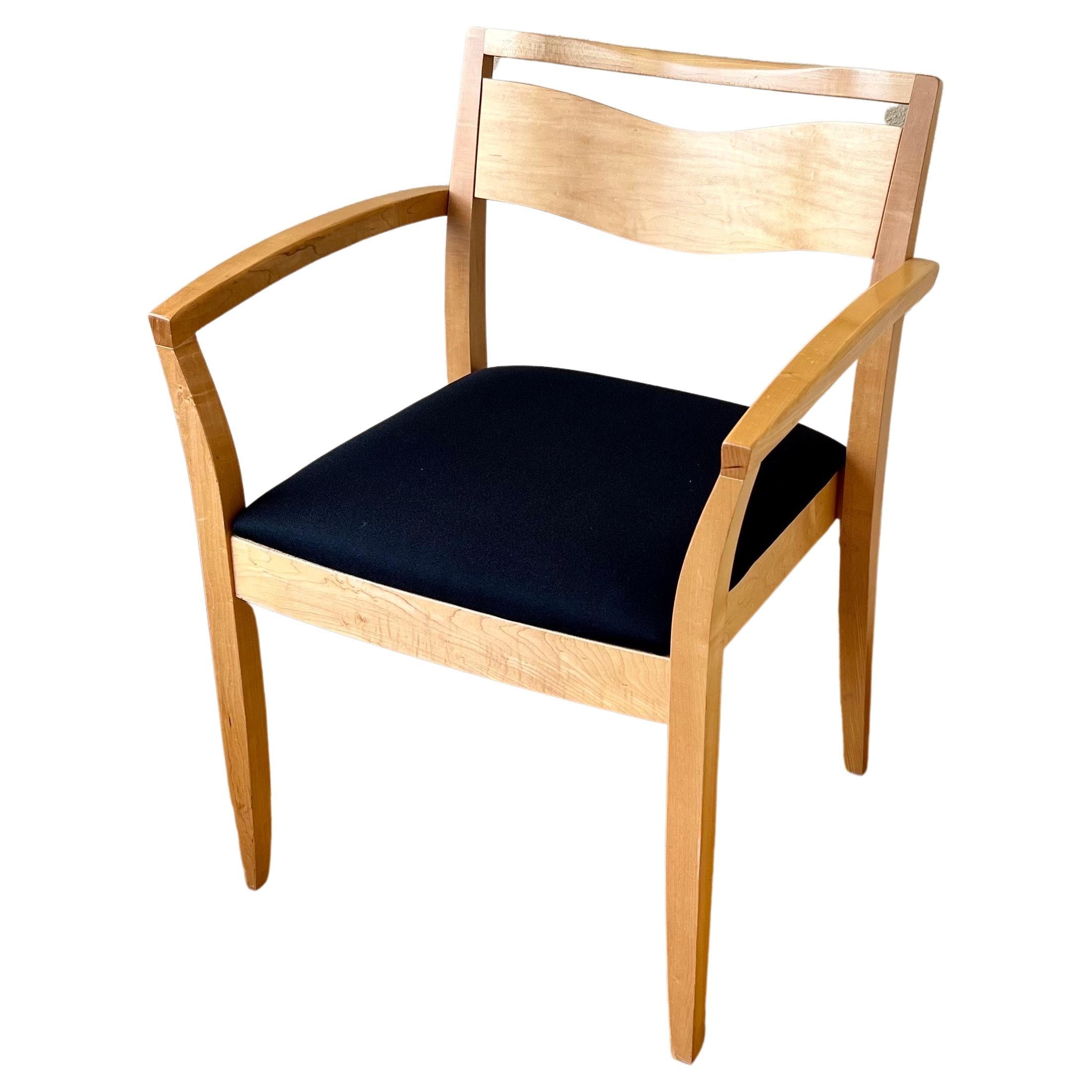 Schöne einzelne Sessel von Knoll großen Zustand solide und robust. behält Medaillon mit Signatur und Datum.