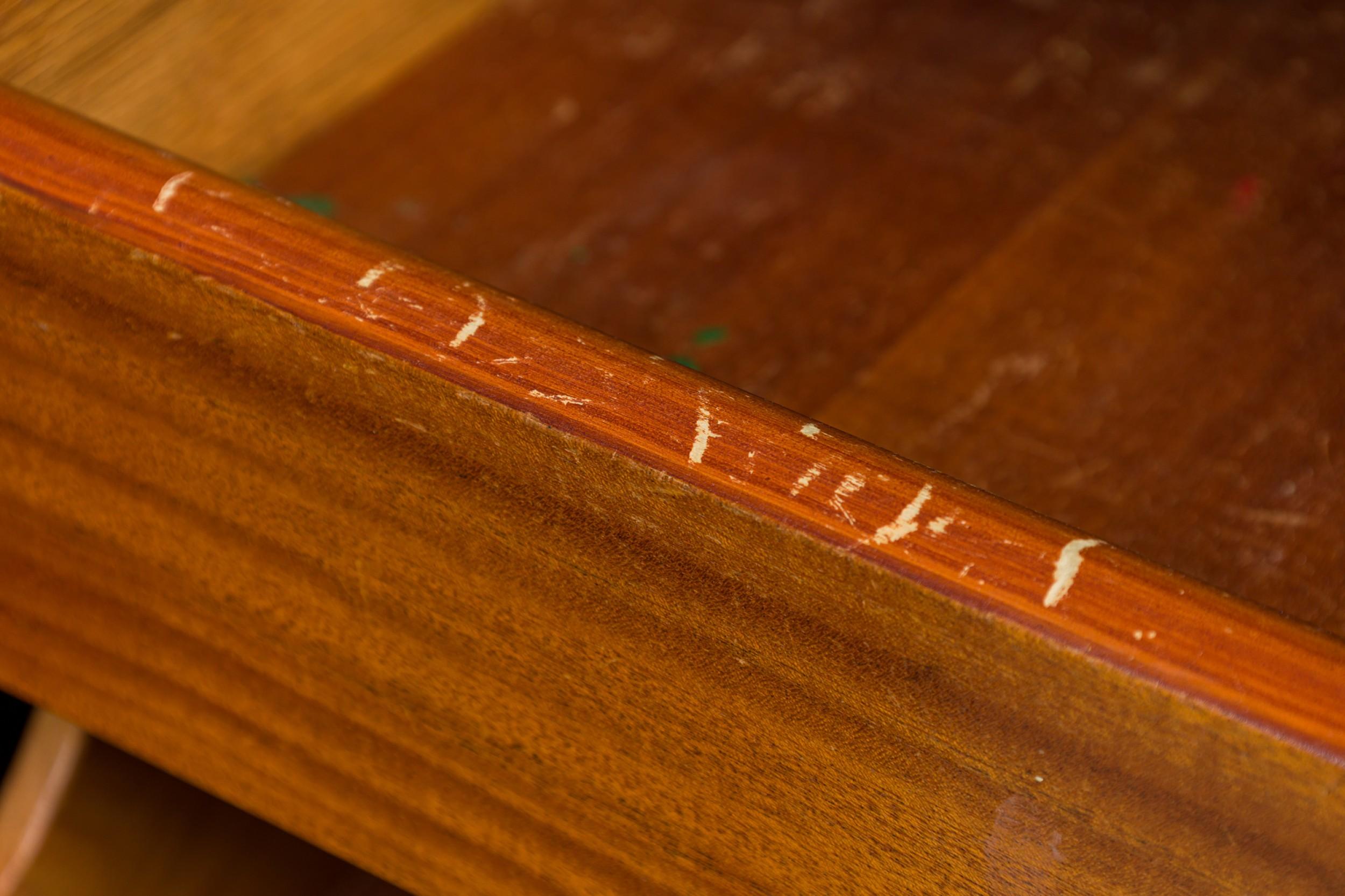 American Mid-Century Lane Dresser For Sale 5