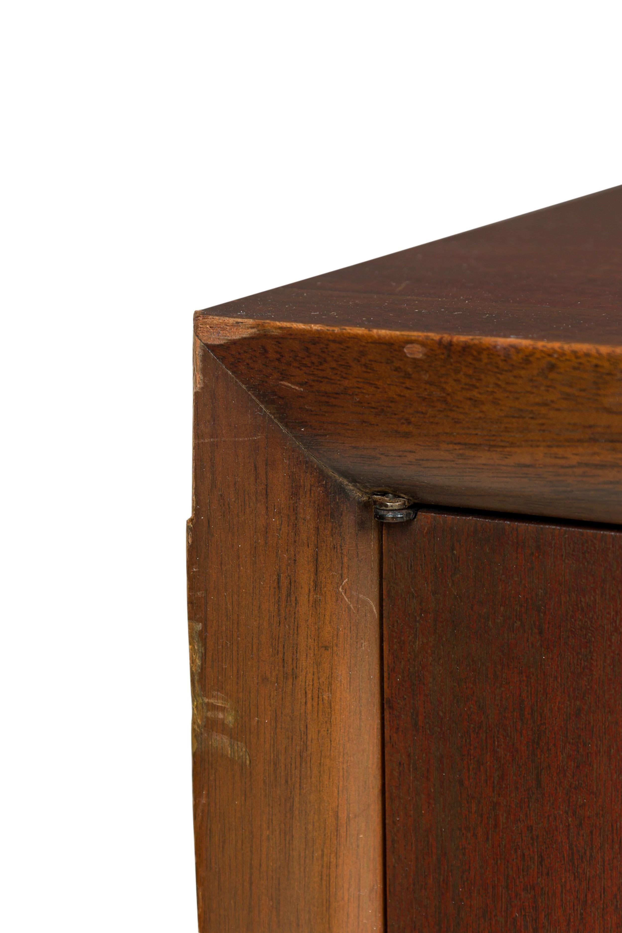 American Mid-Century Lane Dresser For Sale 7