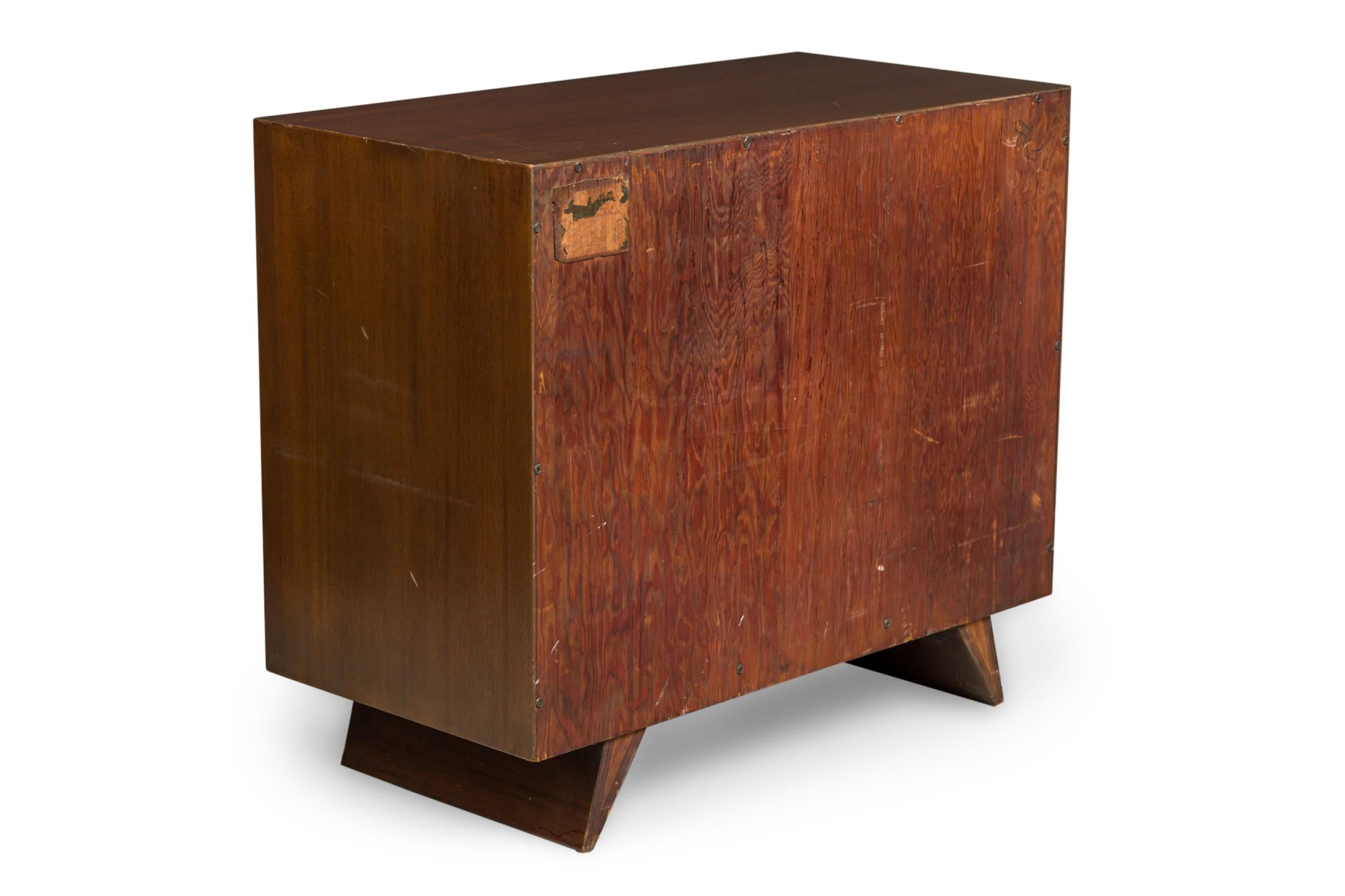 Hand-Crafted American Mid-Century Lane Dresser For Sale