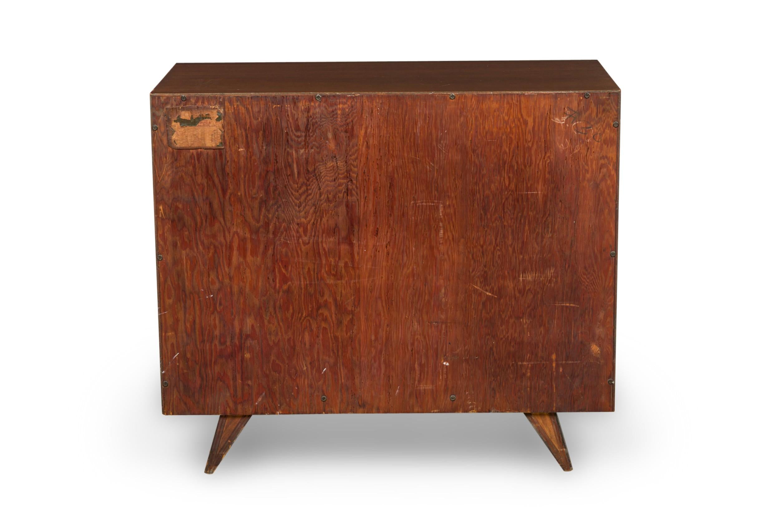 American Mid-Century Lane Dresser In Good Condition For Sale In Queens, NY