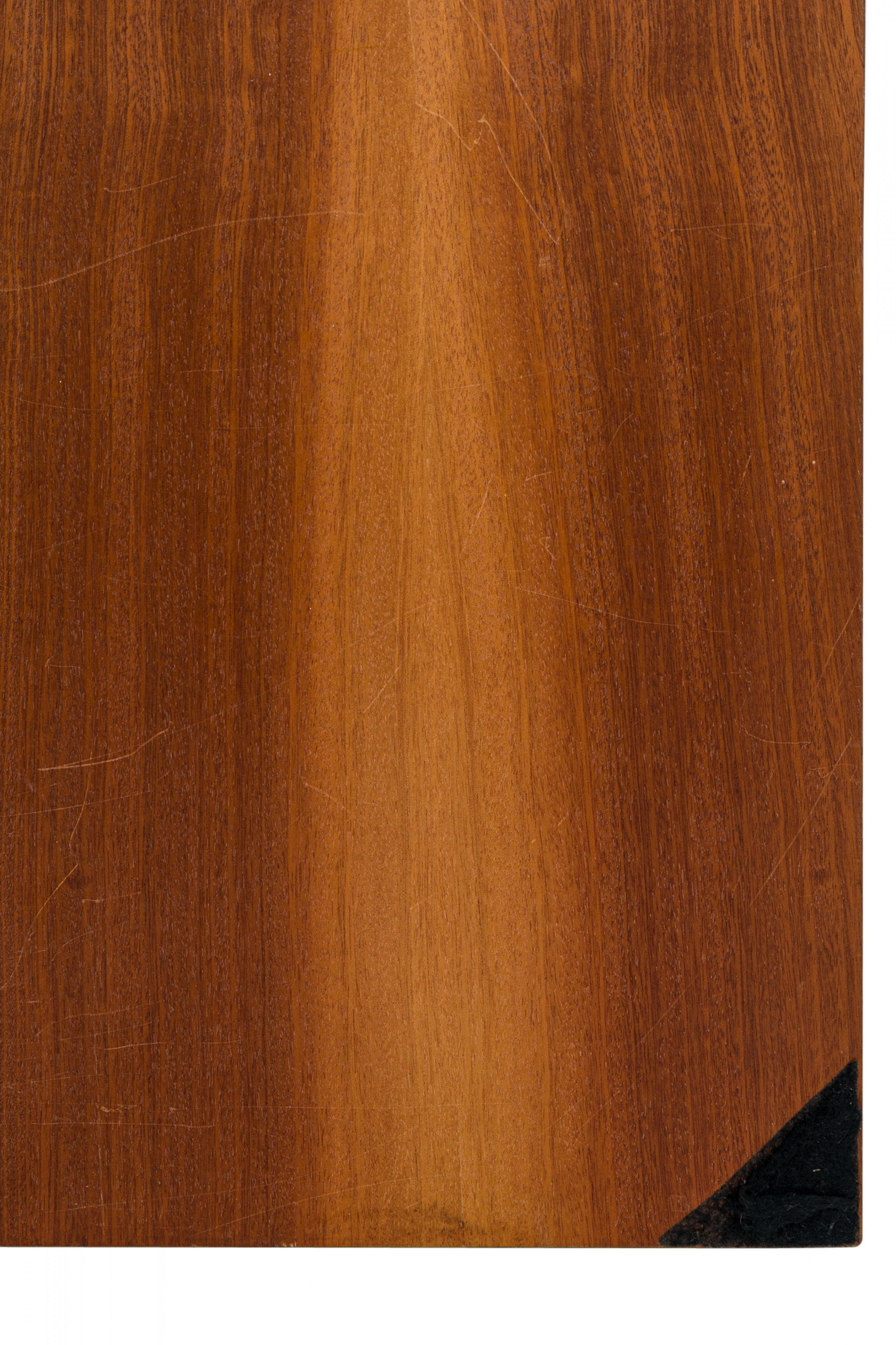 Américain American Mid-Century Mahogany and Maple Chess Board en vente