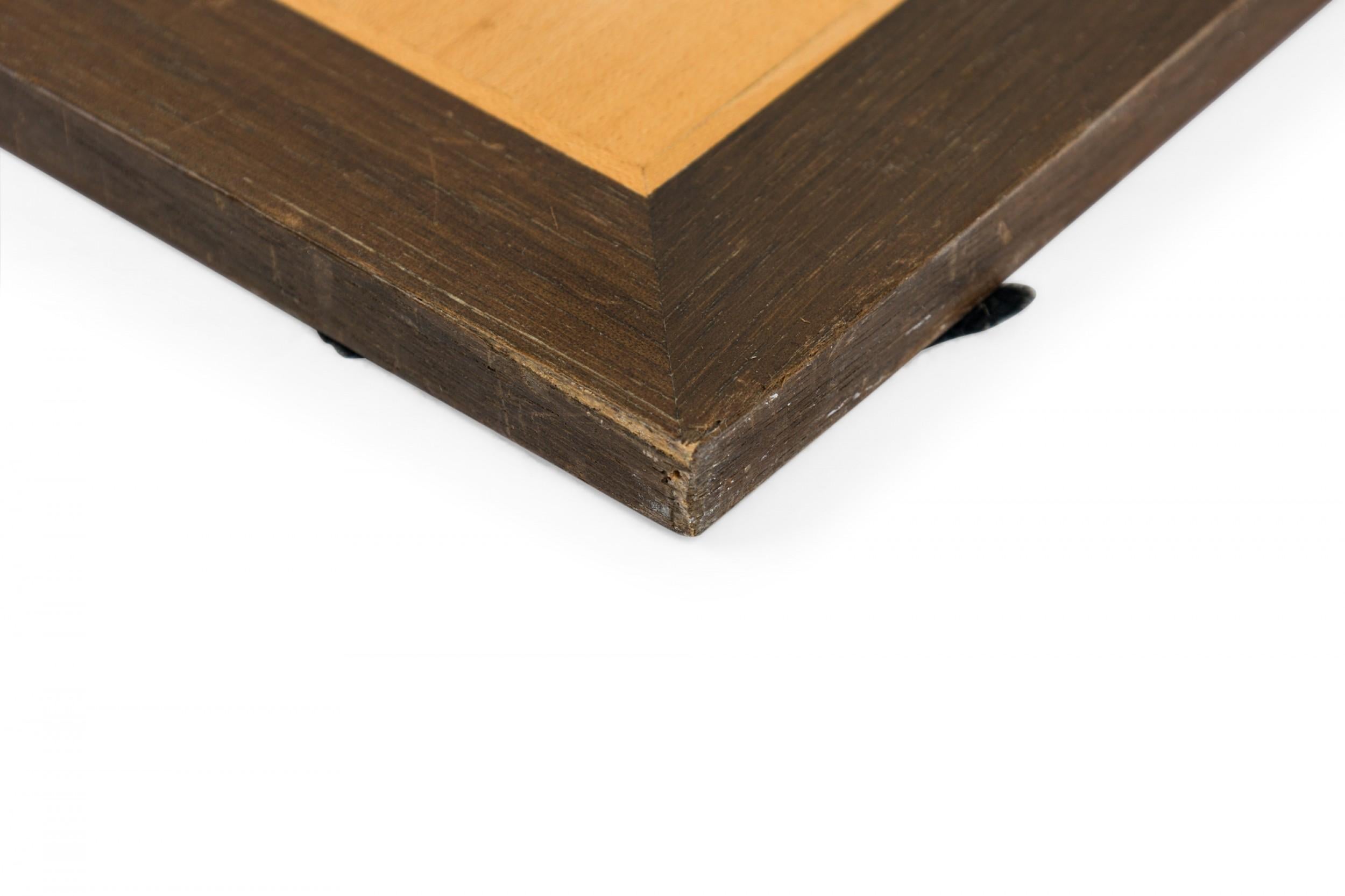 20ième siècle American Mid-Century Mahogany and Maple Chess Board en vente