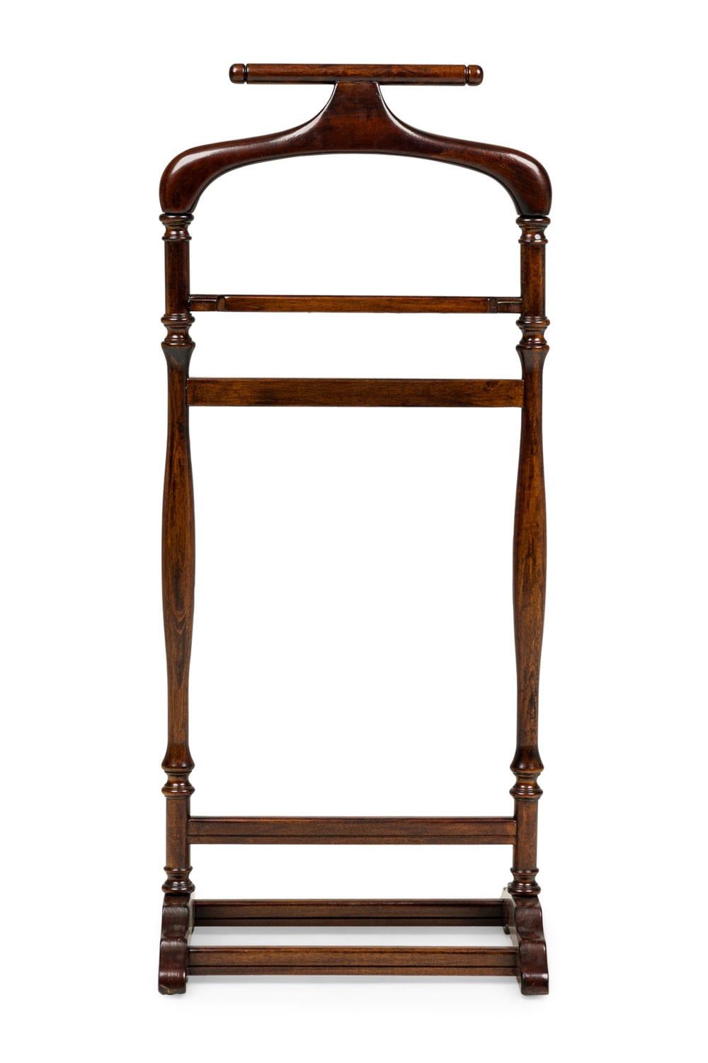 Mid-Century Modern Valet de chambre en acajou du milieu du siècle dernier en vente