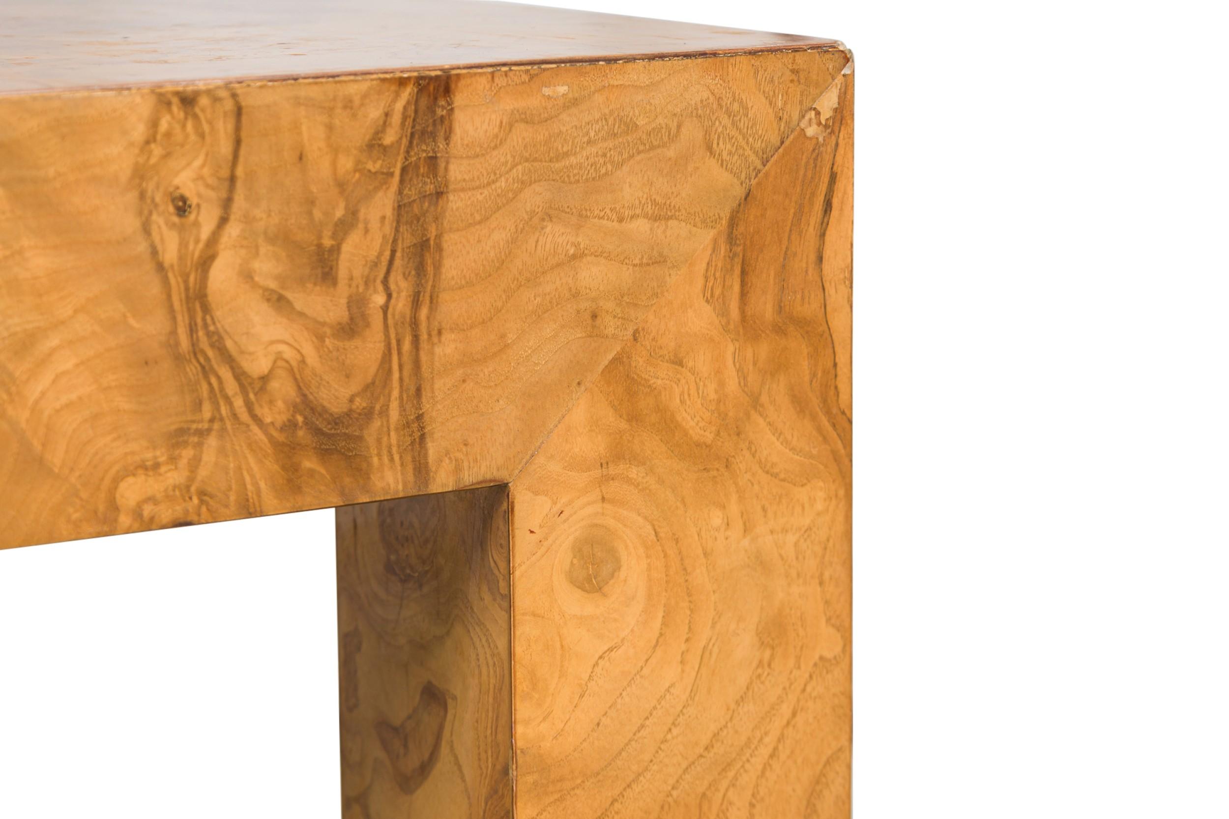 Table de salle à manger à rallonge Milo Baughman du milieu du siècle dernier en vente 3