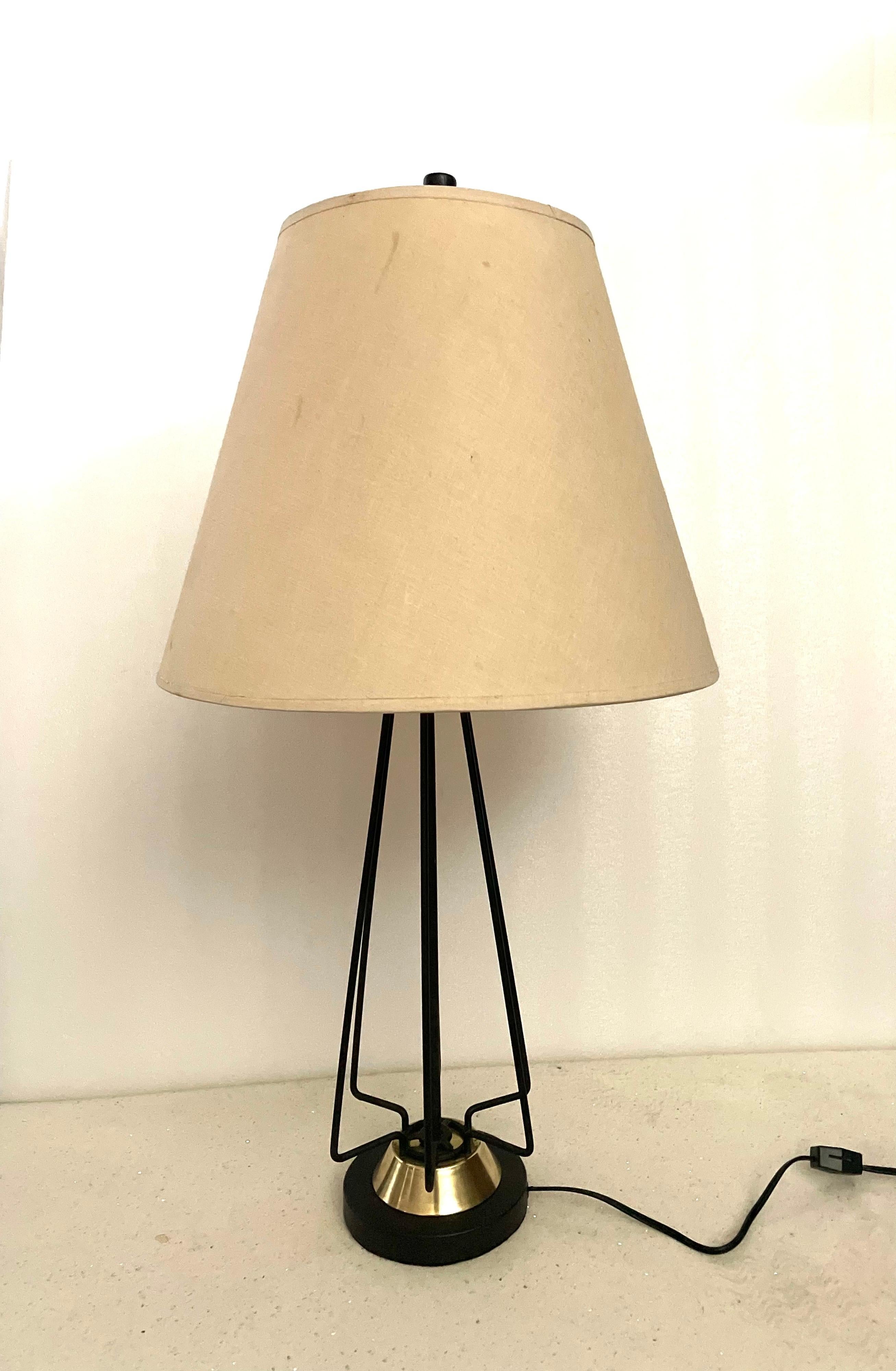American Mid-Century Modern Atomic Age Brass and Metal Lamp In Good Condition In San Diego, CA