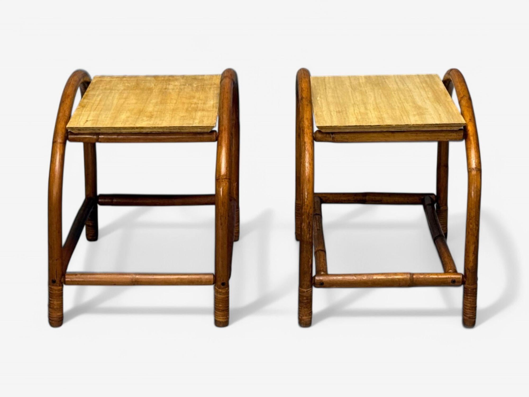 Amerikanische Mid-Century-Modern-Beistelltische, Bambus, Rattan, Schilfrohr, USA, 1950er Jahre im Zustand „Relativ gut“ im Angebot in Manhasset, NY