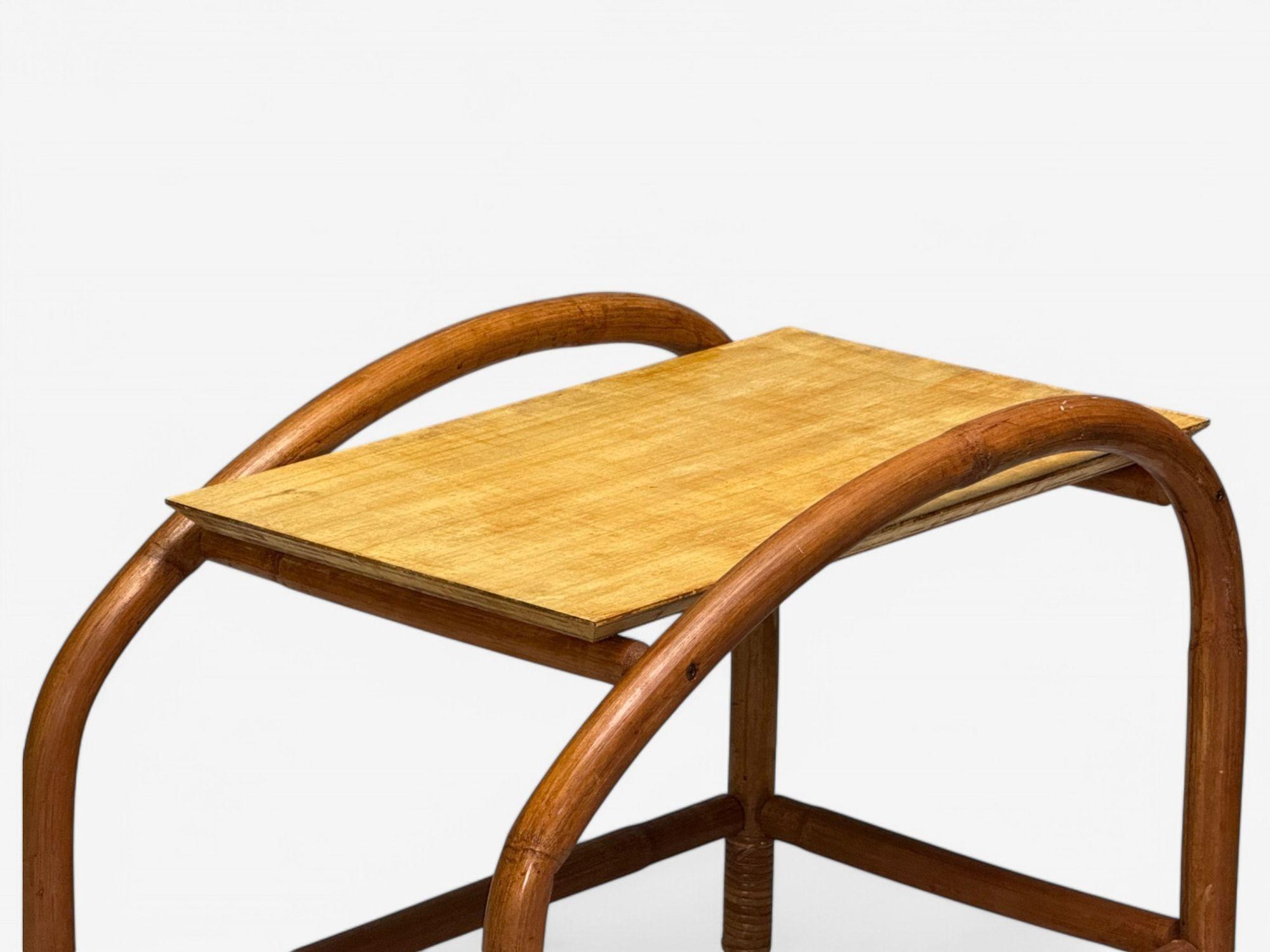 Amerikanische Mid-Century-Modern-Beistelltische, Bambus, Rattan, Schilfrohr, USA, 1950er Jahre (Mitte des 20. Jahrhunderts) im Angebot