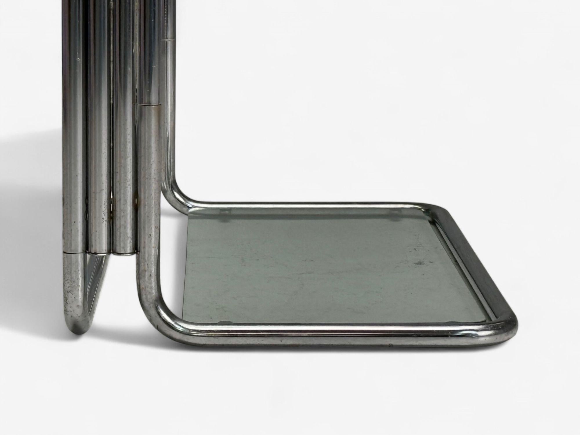 Mid-Century Modern americano, Cromo, Vetro, Etageres, Stati Uniti, anni '70 in vendita 1