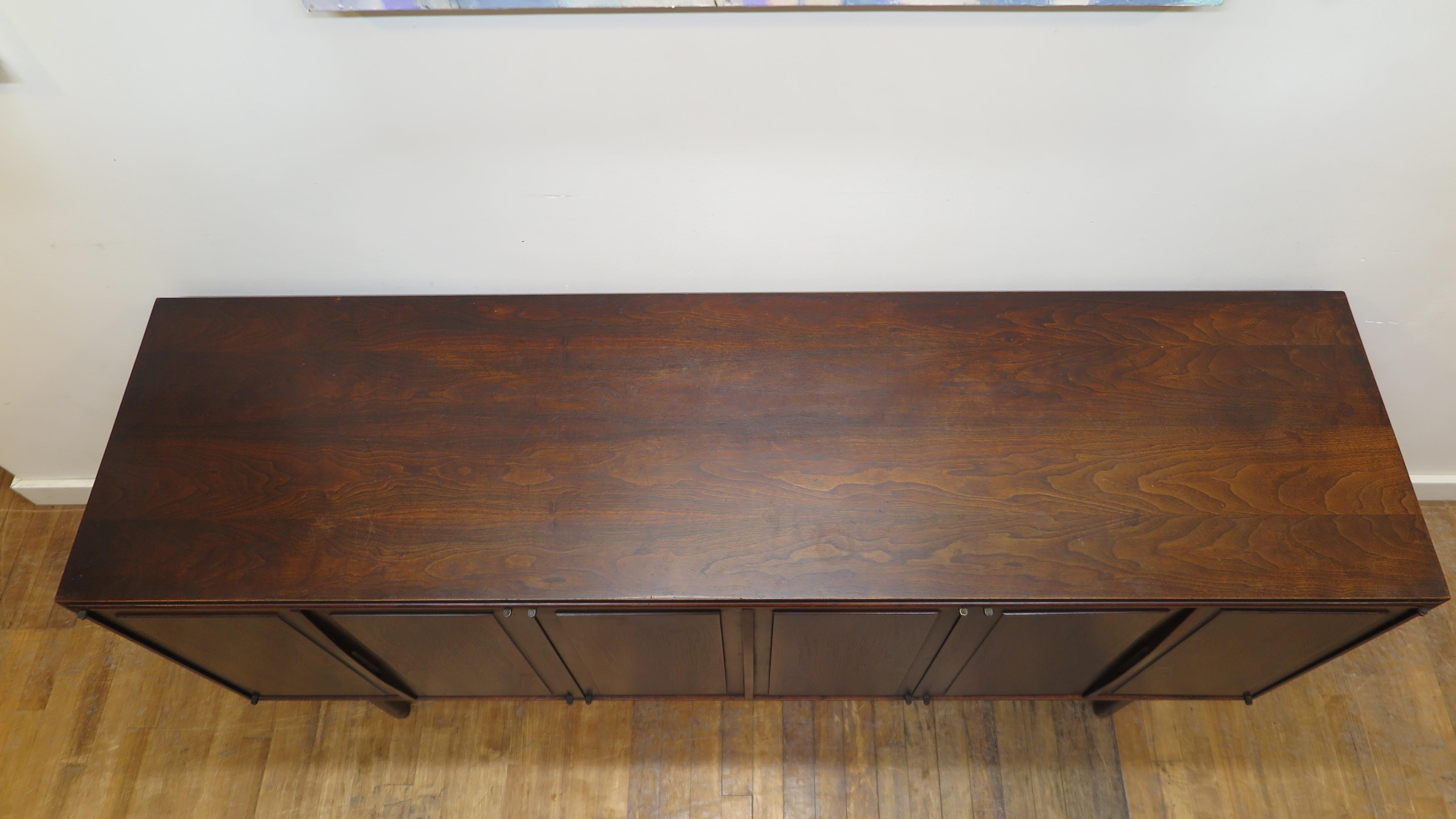 American Mid Century Modern Credenza Sideboard Jack Cartwright In Good Condition In New York, NY