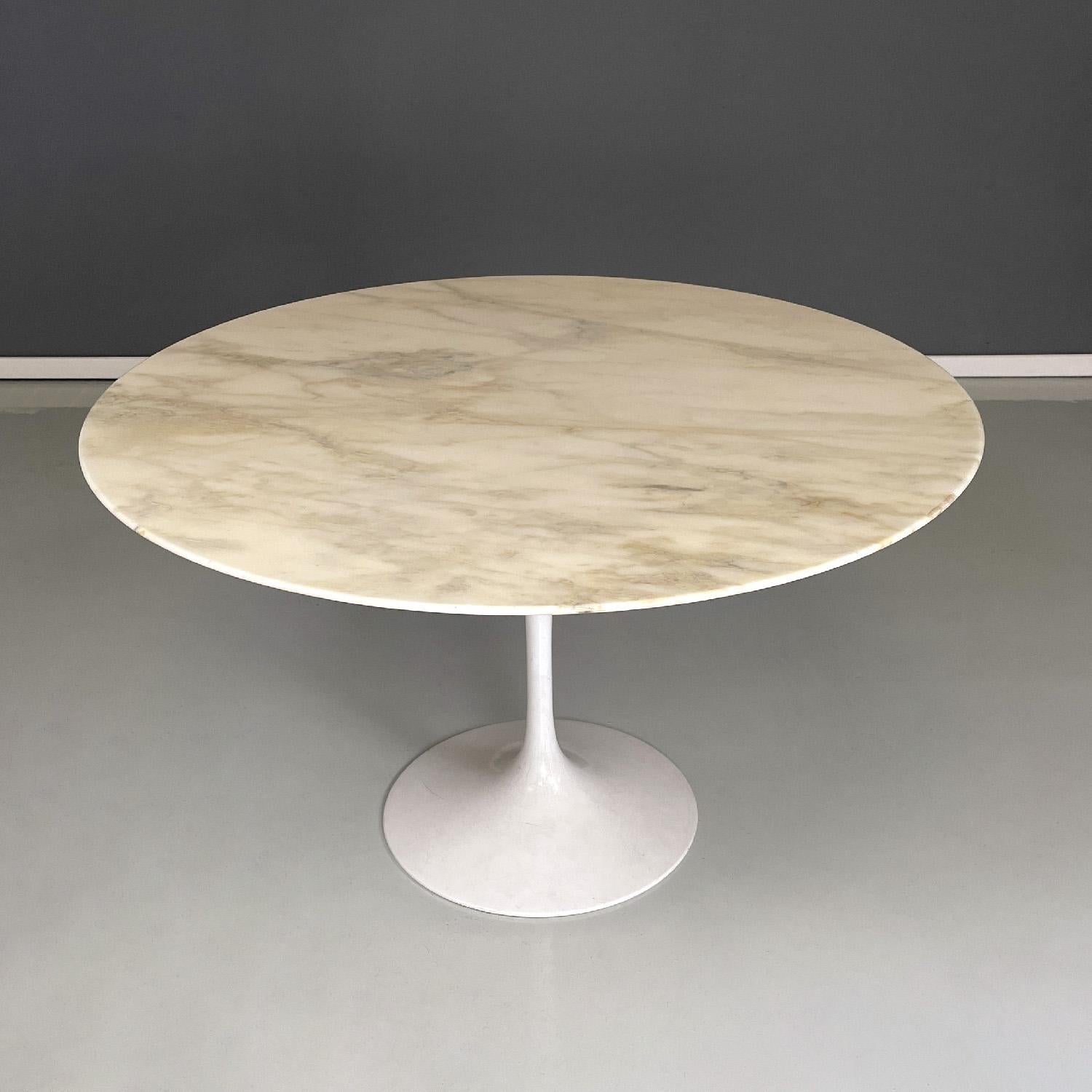 Mid-Century Modern American mid-century modern dining table Tulip by Eero Saarinen for Knoll, 1960s