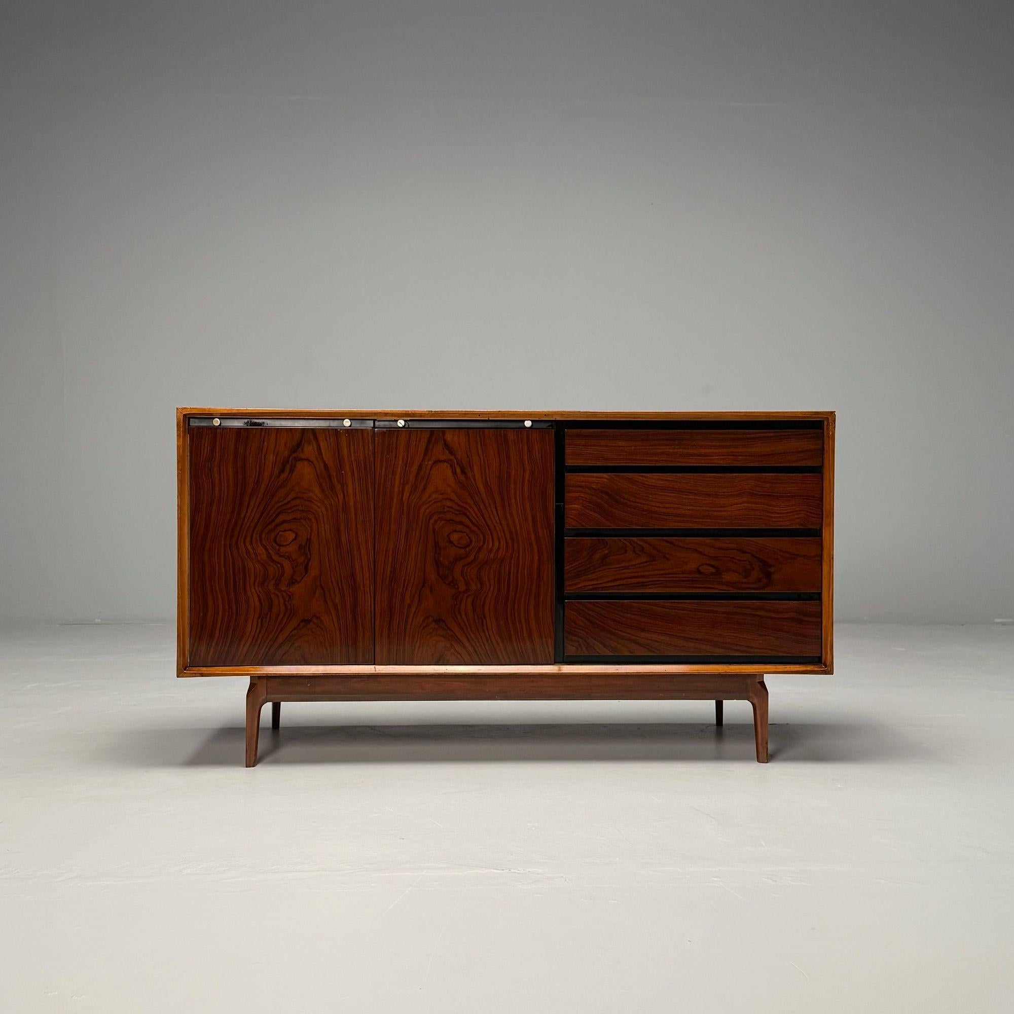 American Mid-Century Modern, Dresser, Rosewood, Walnut, United States, 1950s For Sale 1