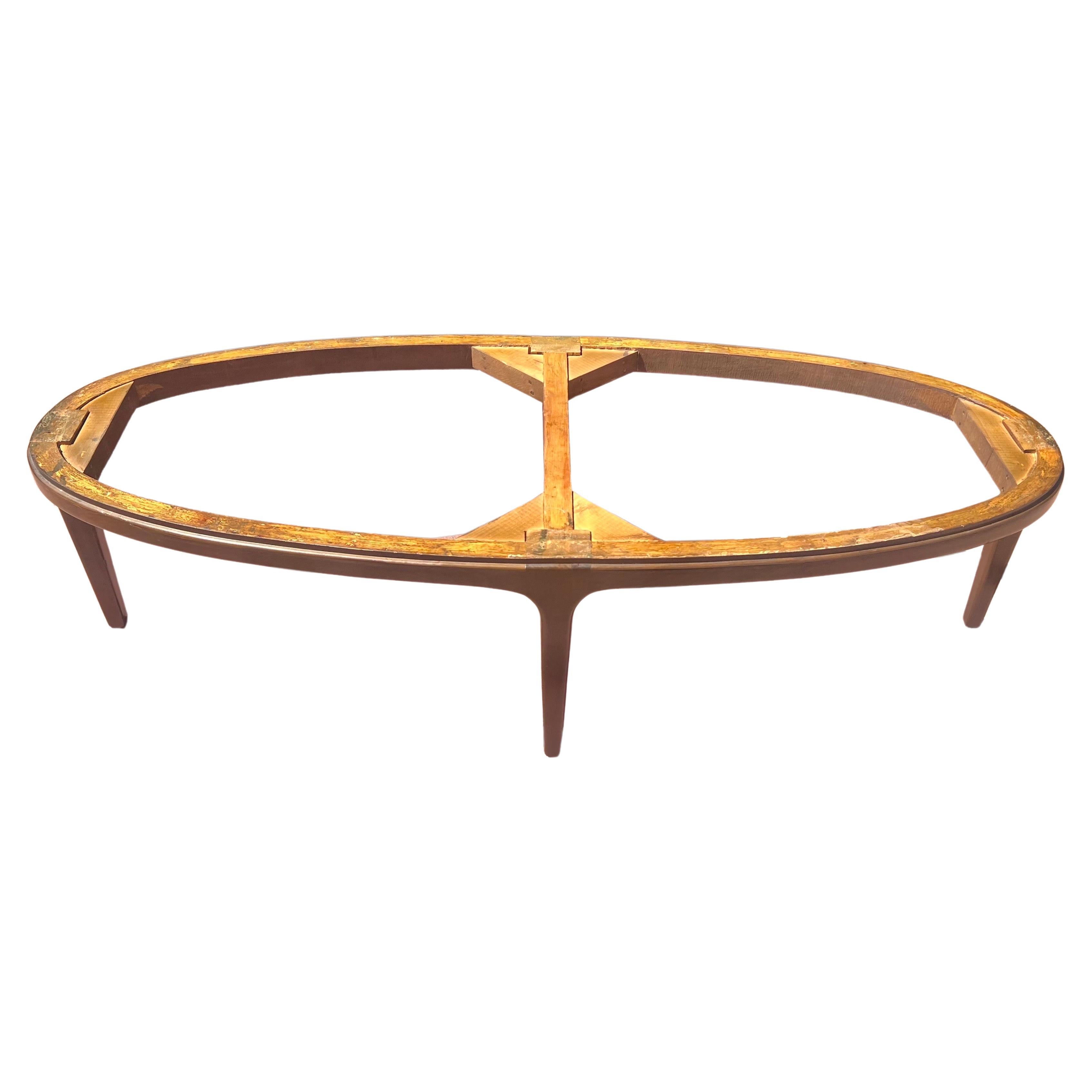 American Mid Century Modern Gorgeous Mable & Walnut Coffee Table In Good Condition In San Diego, CA