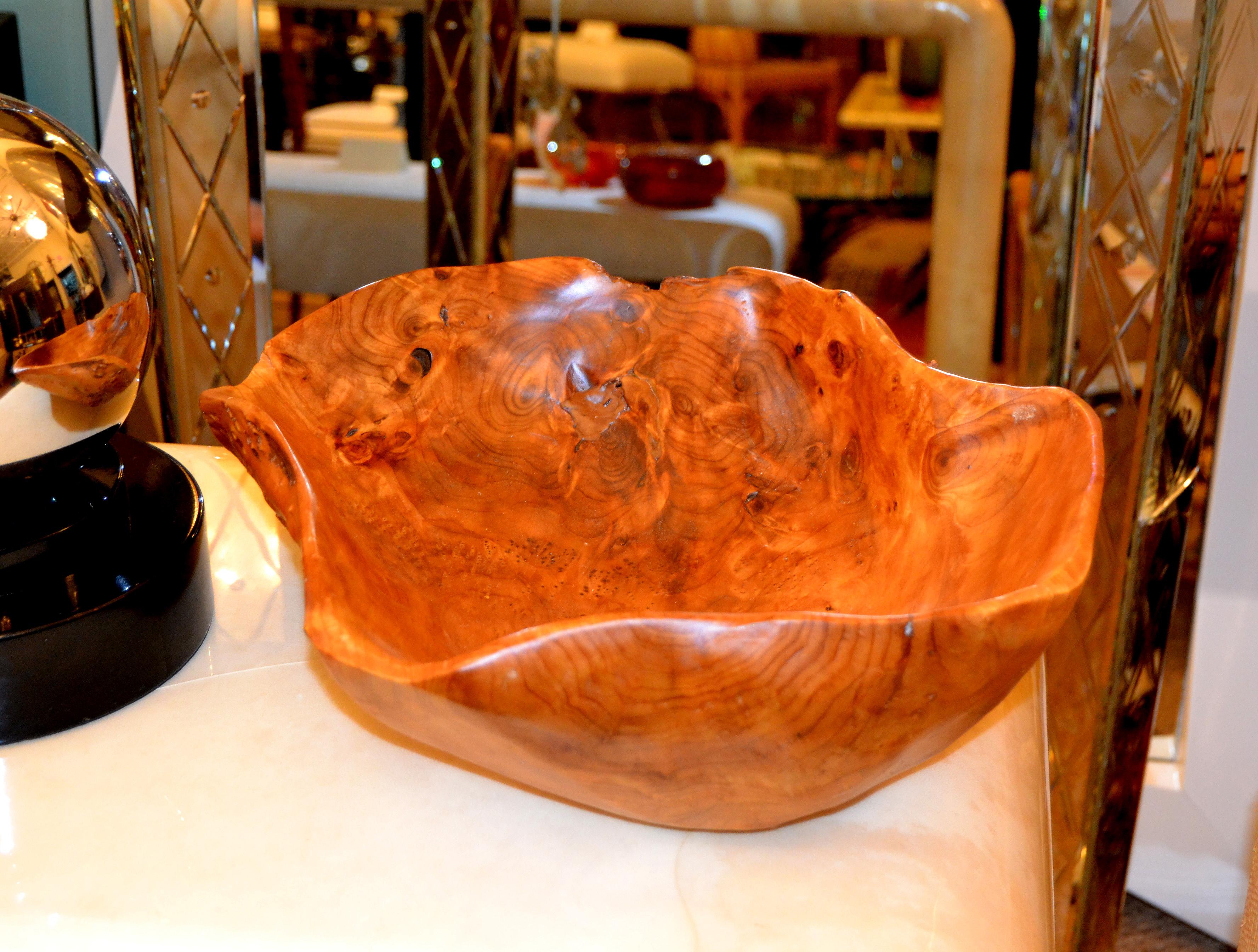 Hand-Crafted American Mid-Century Modern Handcrafted Olive Wood Decorative Bowl, Centerpiece