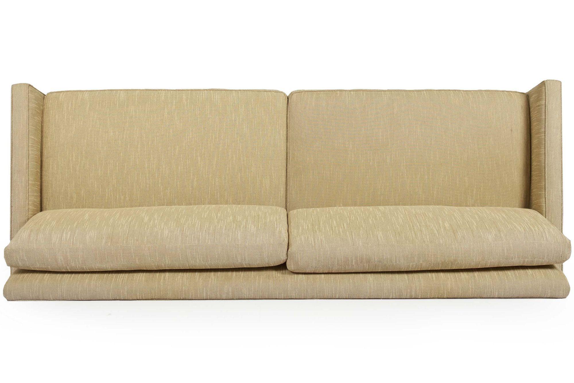 American Mid-Century Modern Lane “Tuxedo” Sofa circa 1960s In Good Condition In Shippensburg, PA