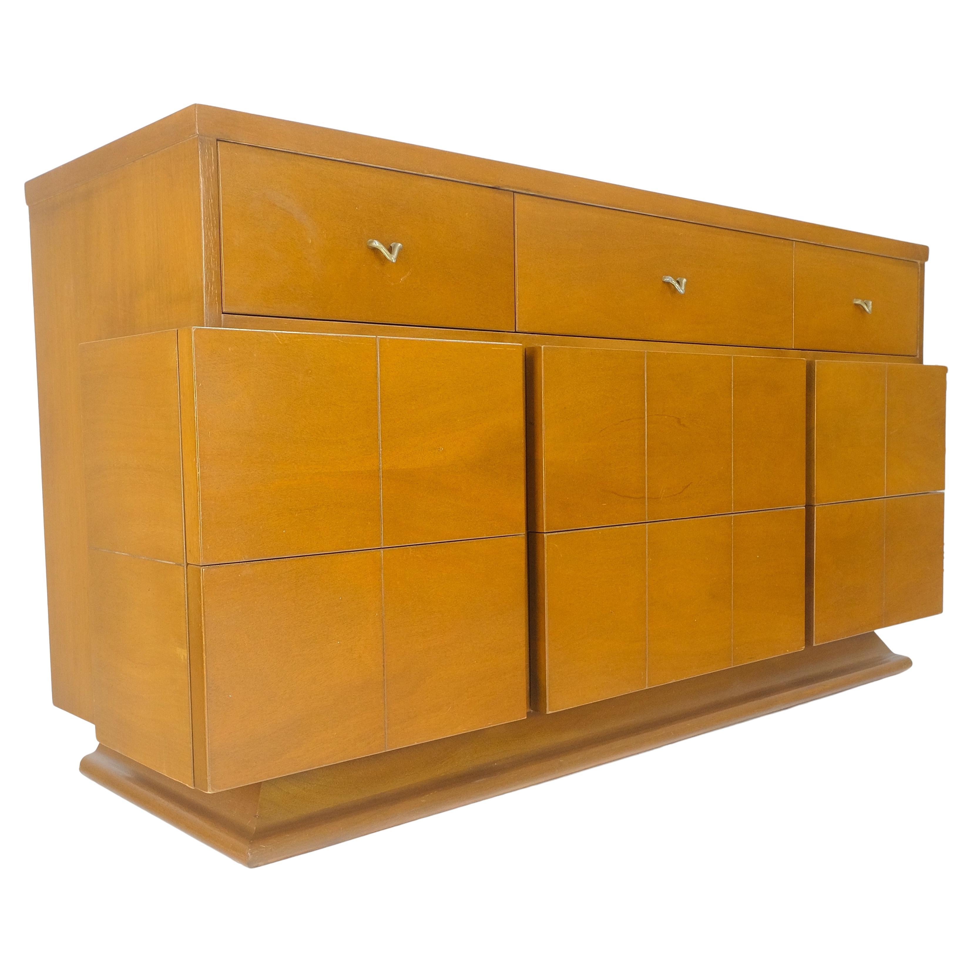 American Mid Century Modern Light Birch 9 Drawers 63” Long Dresser MINT For Sale