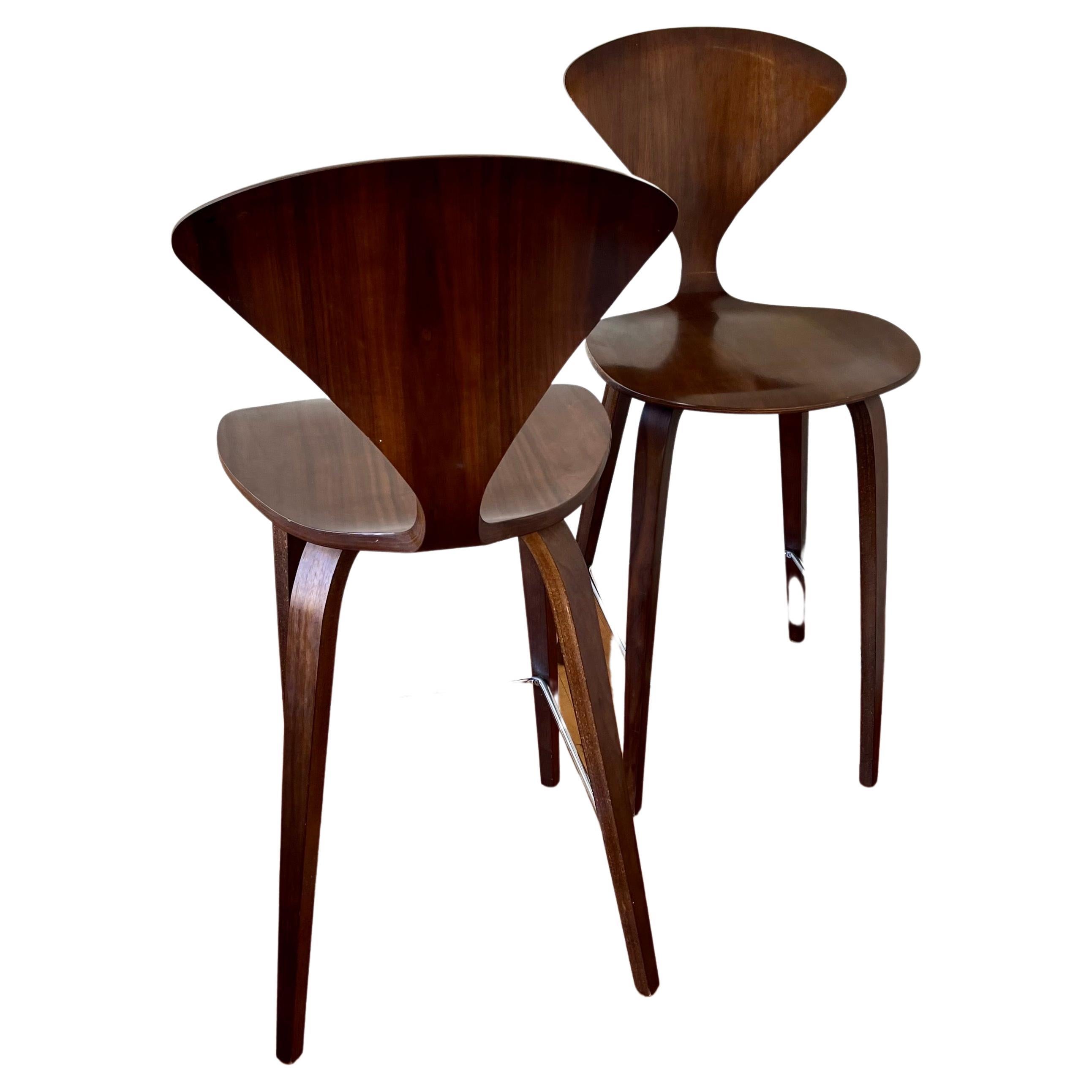 Great design on these set of 2 Norman Cherner Barstools light wear 2 pairs available buyer has the choice to buy 2 or 4.
