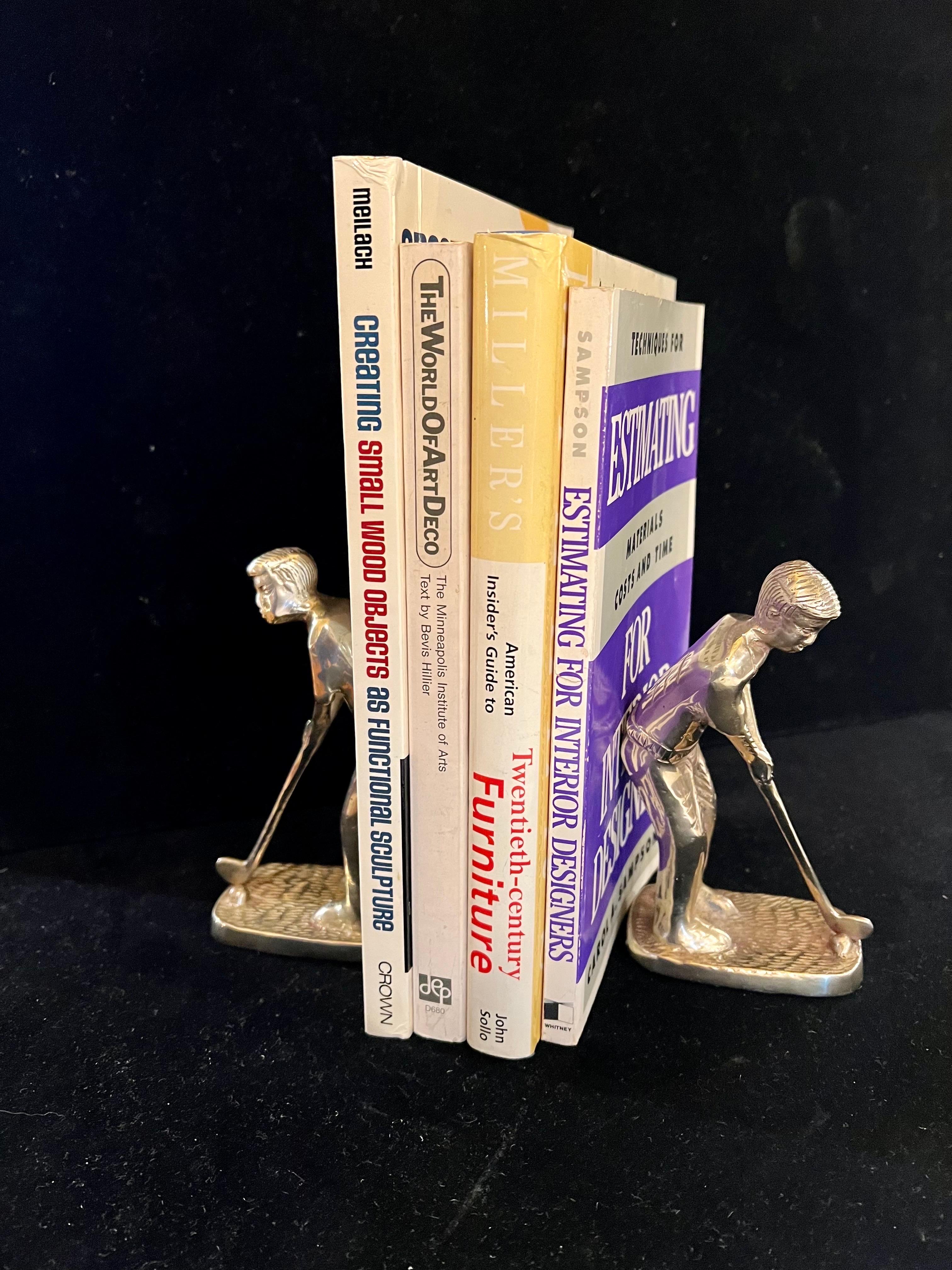 American Mid-Century Modern Pair of Polished Brass Golfer Bookends In Good Condition In San Diego, CA