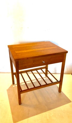 American Mid-Century Modern Pair of Walnut Night Tables by Stanley