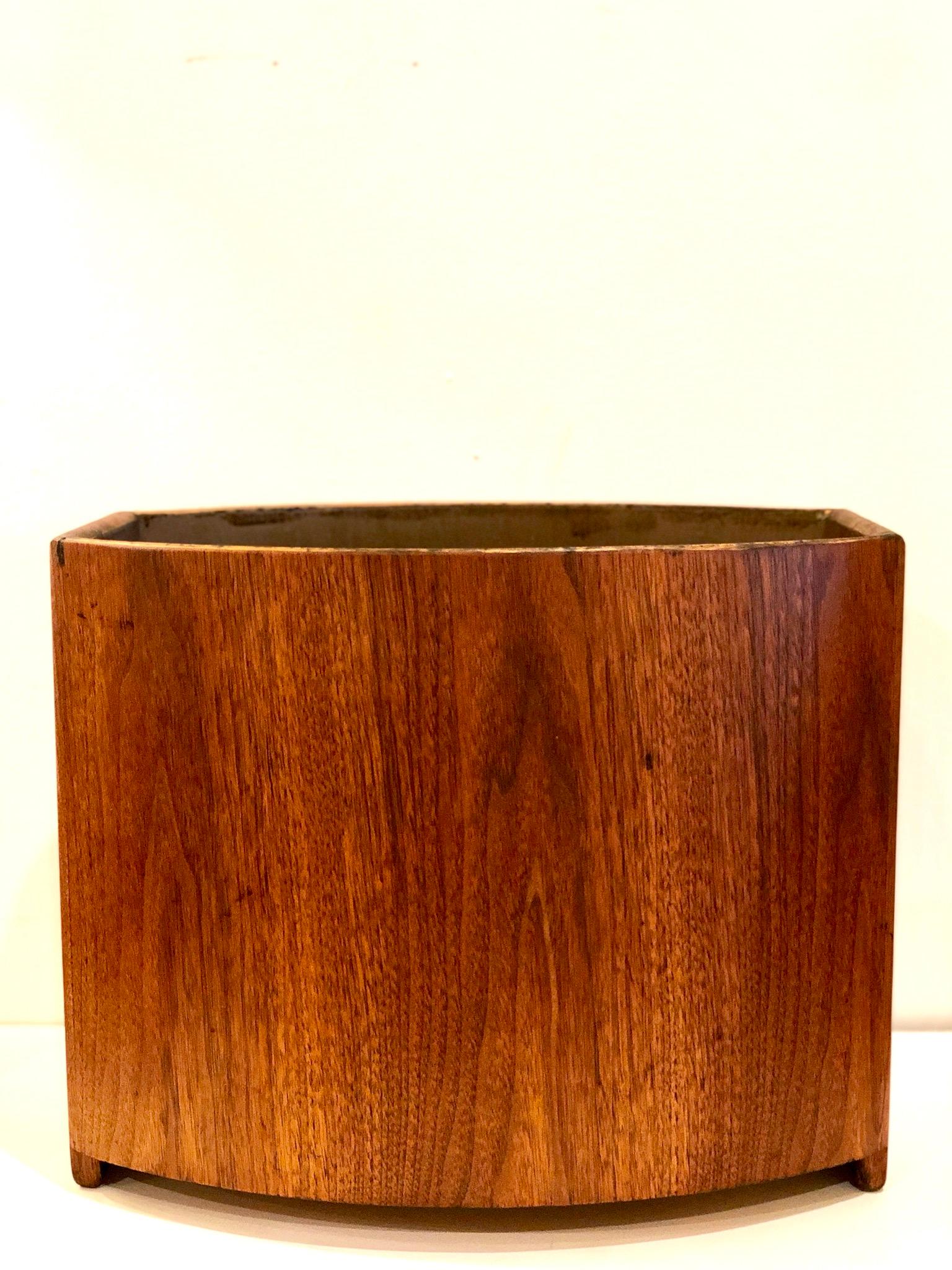 20th Century American Mid-Century Modern Rare Large Wastebasket with Handles by Stow Davis